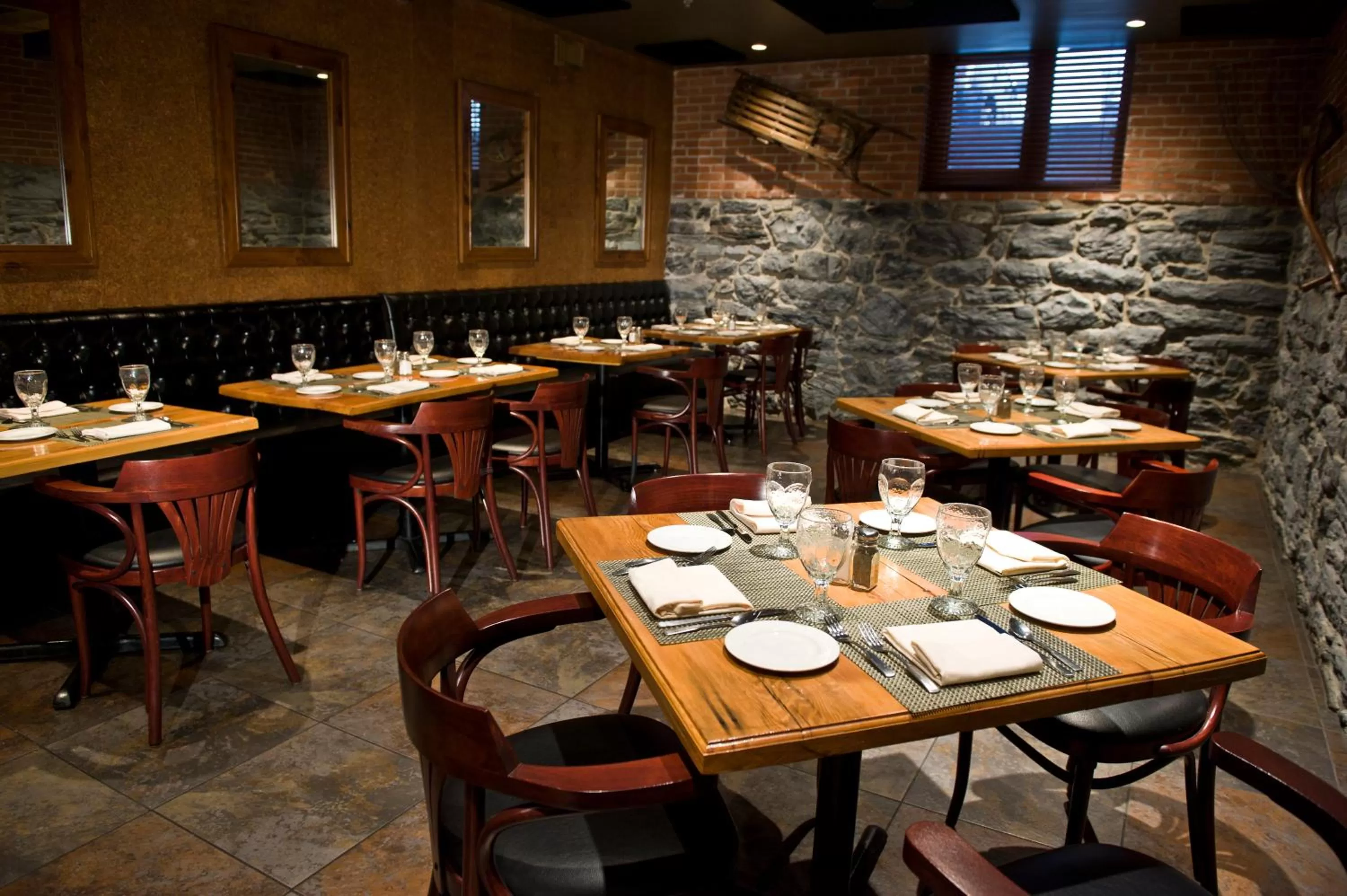 Restaurant/places to eat in Cork Factory Hotel