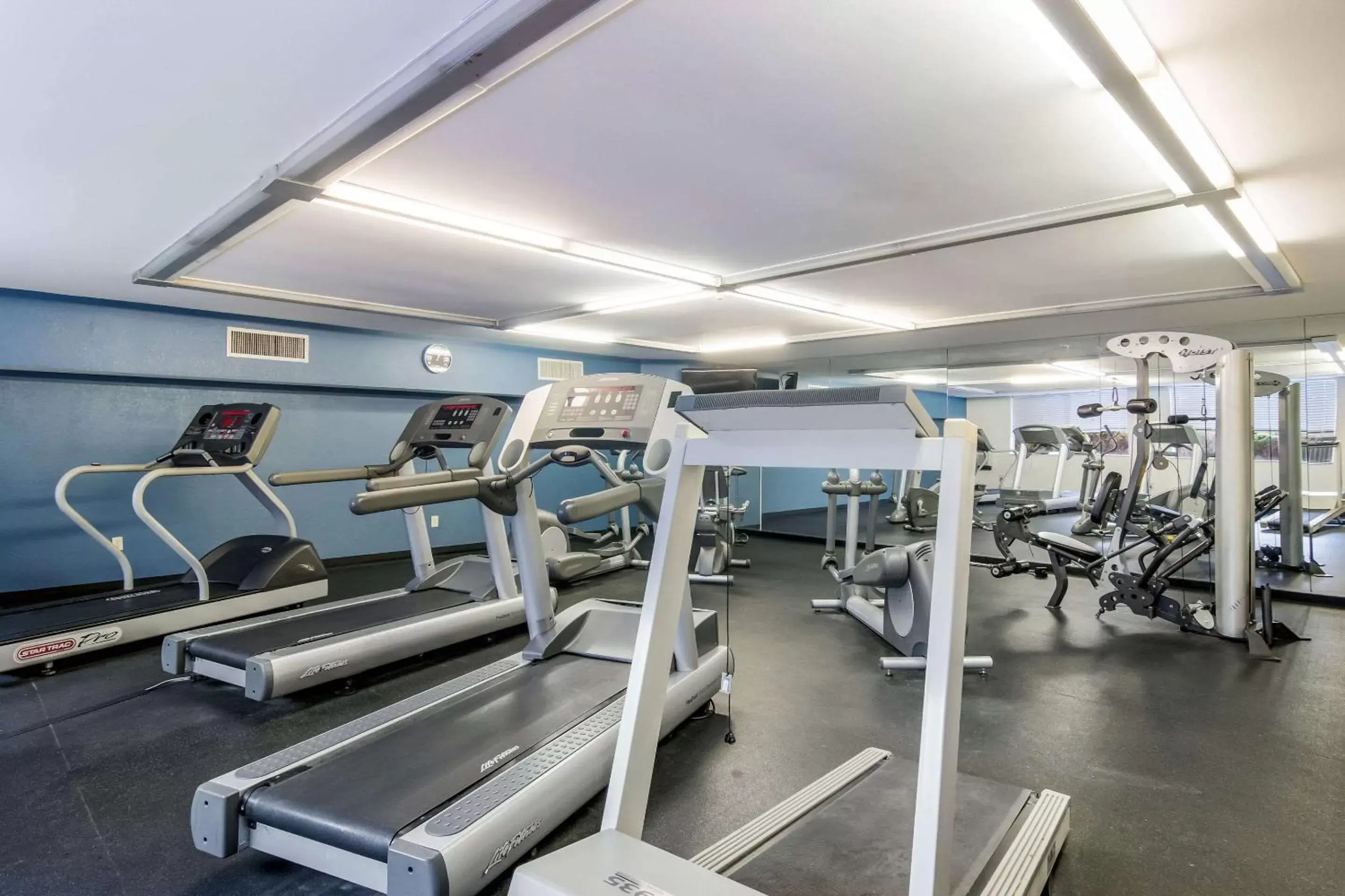 Fitness centre/facilities, Fitness Center/Facilities in Comfort Inn and Suites Pittsburgh