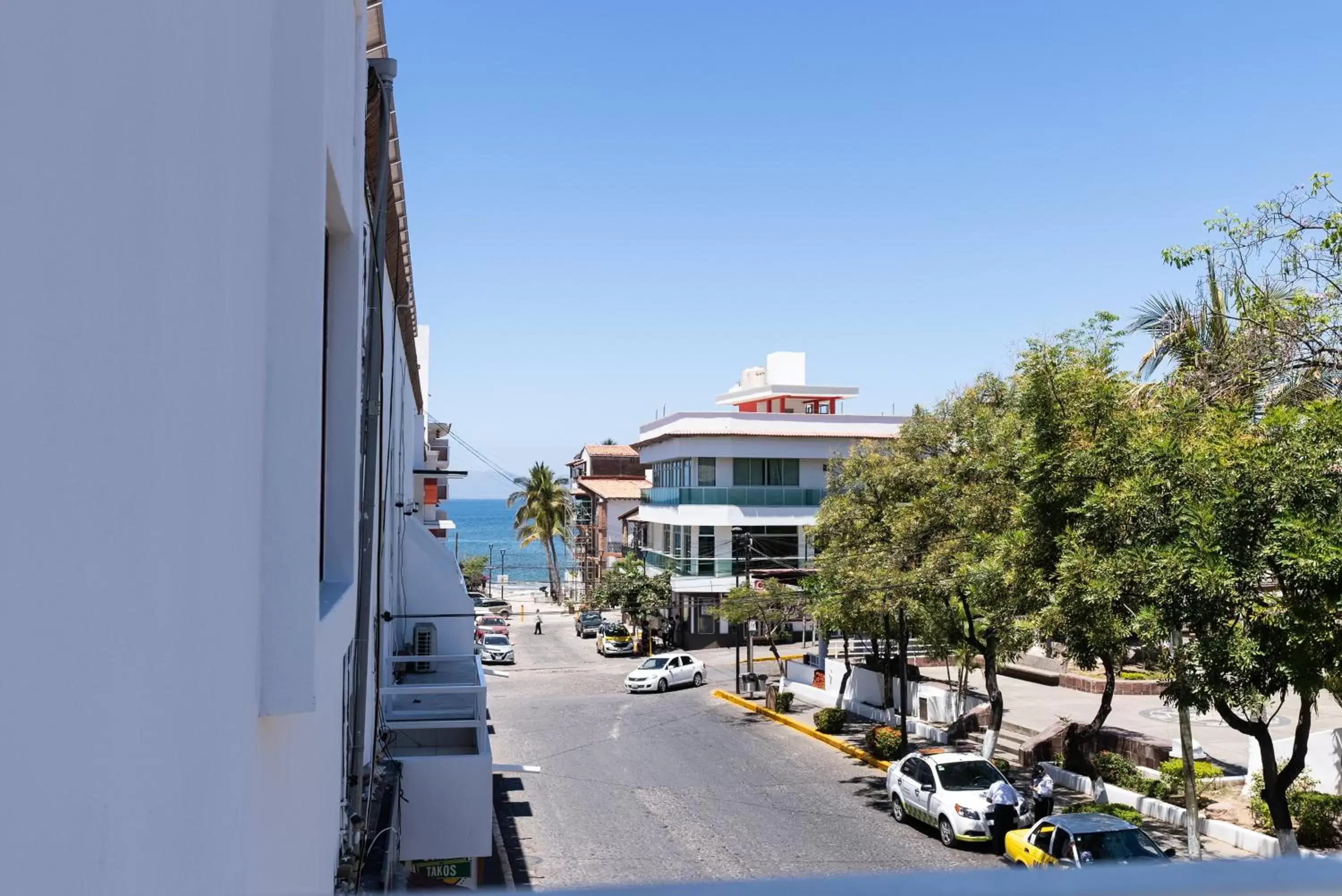 Street view in Loft Hotel Malecón Vallarta
