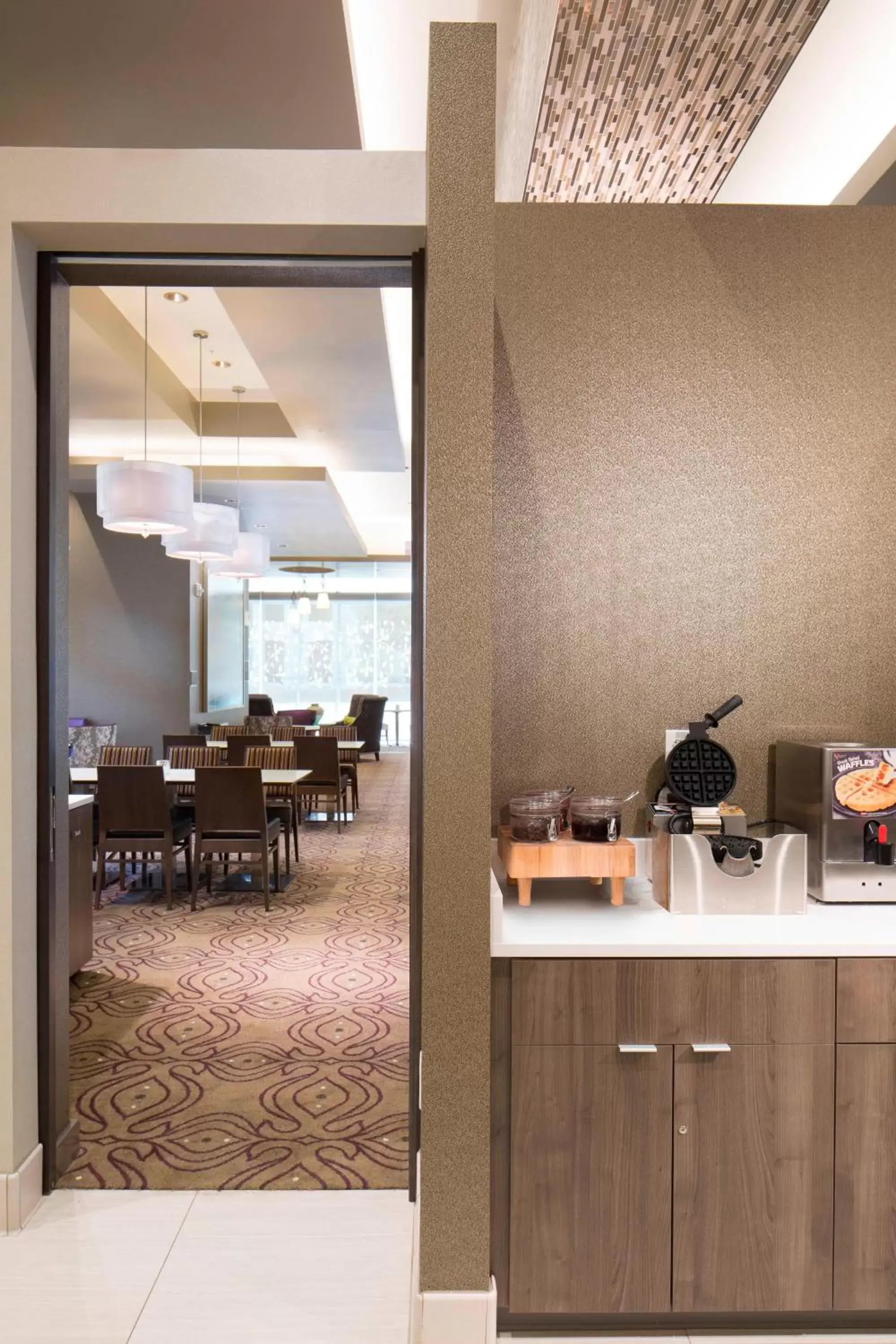 Breakfast, Restaurant/Places to Eat in Residence Inn by Marriott West Palm Beach Downtown