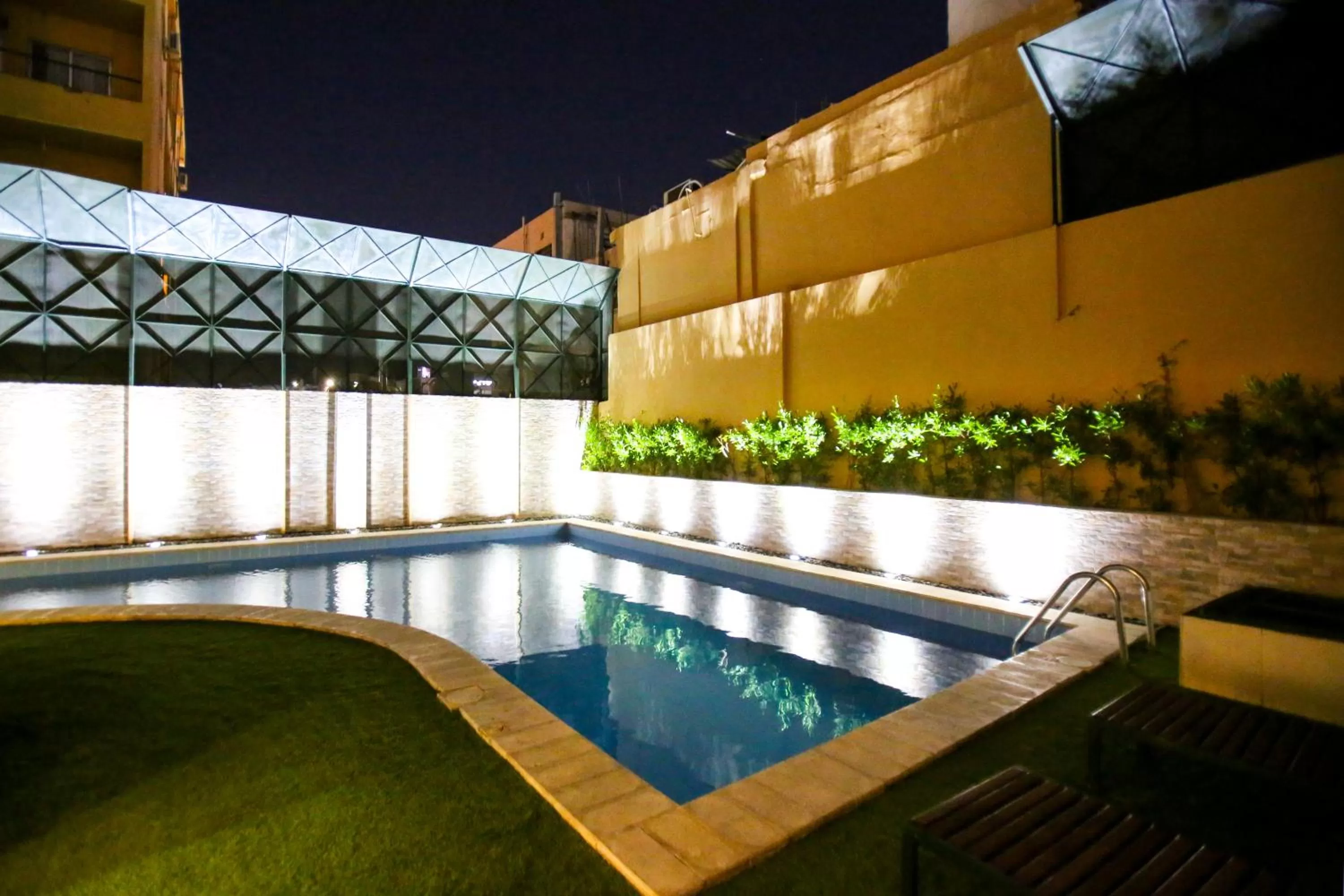 Night, Swimming Pool in Golden Tulip Aqaba