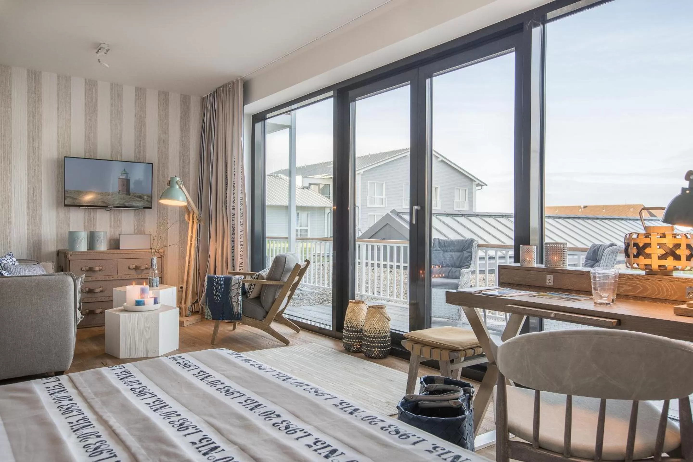 TV and multimedia in Easy Living