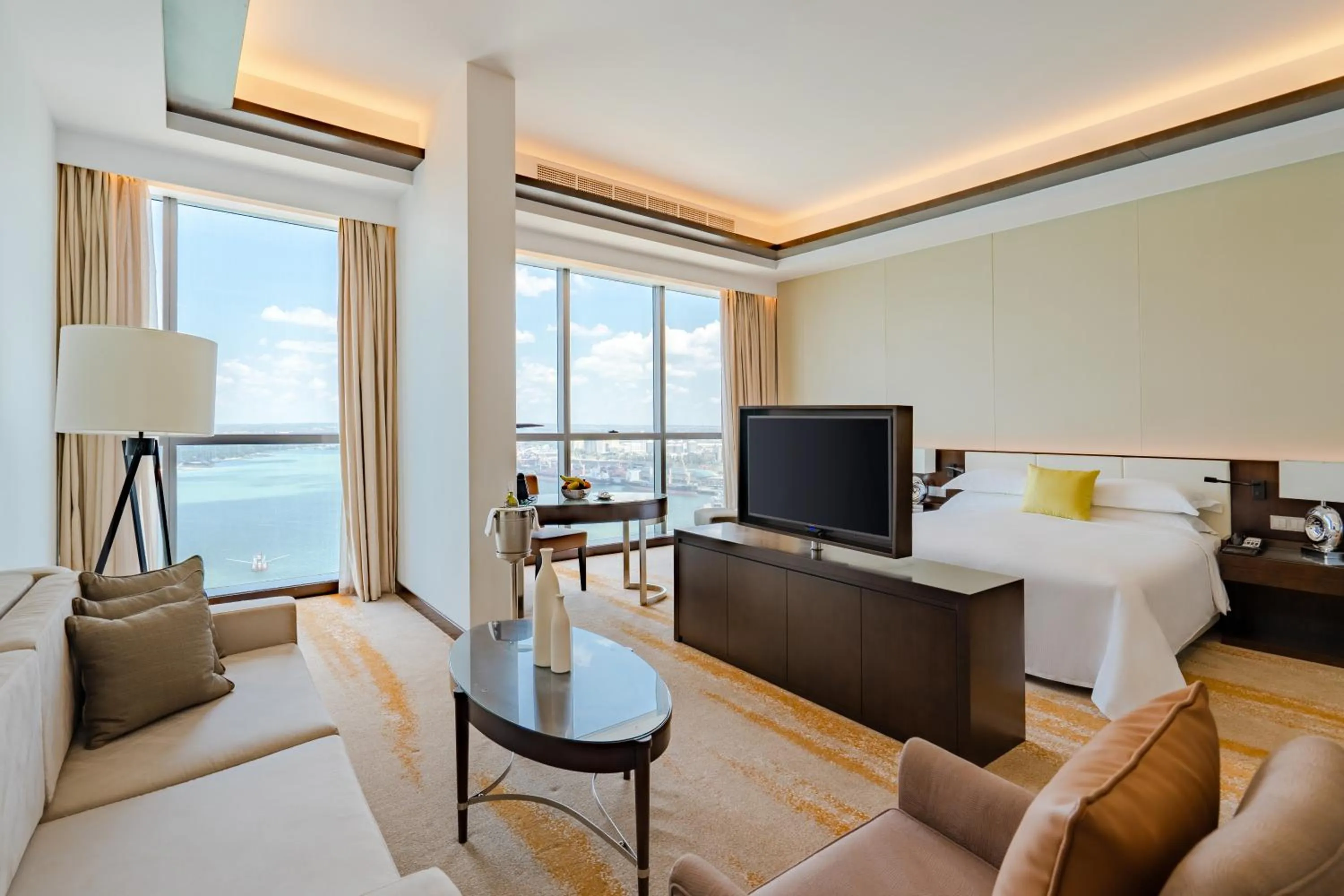 TV and multimedia, Bed in Johari Rotana