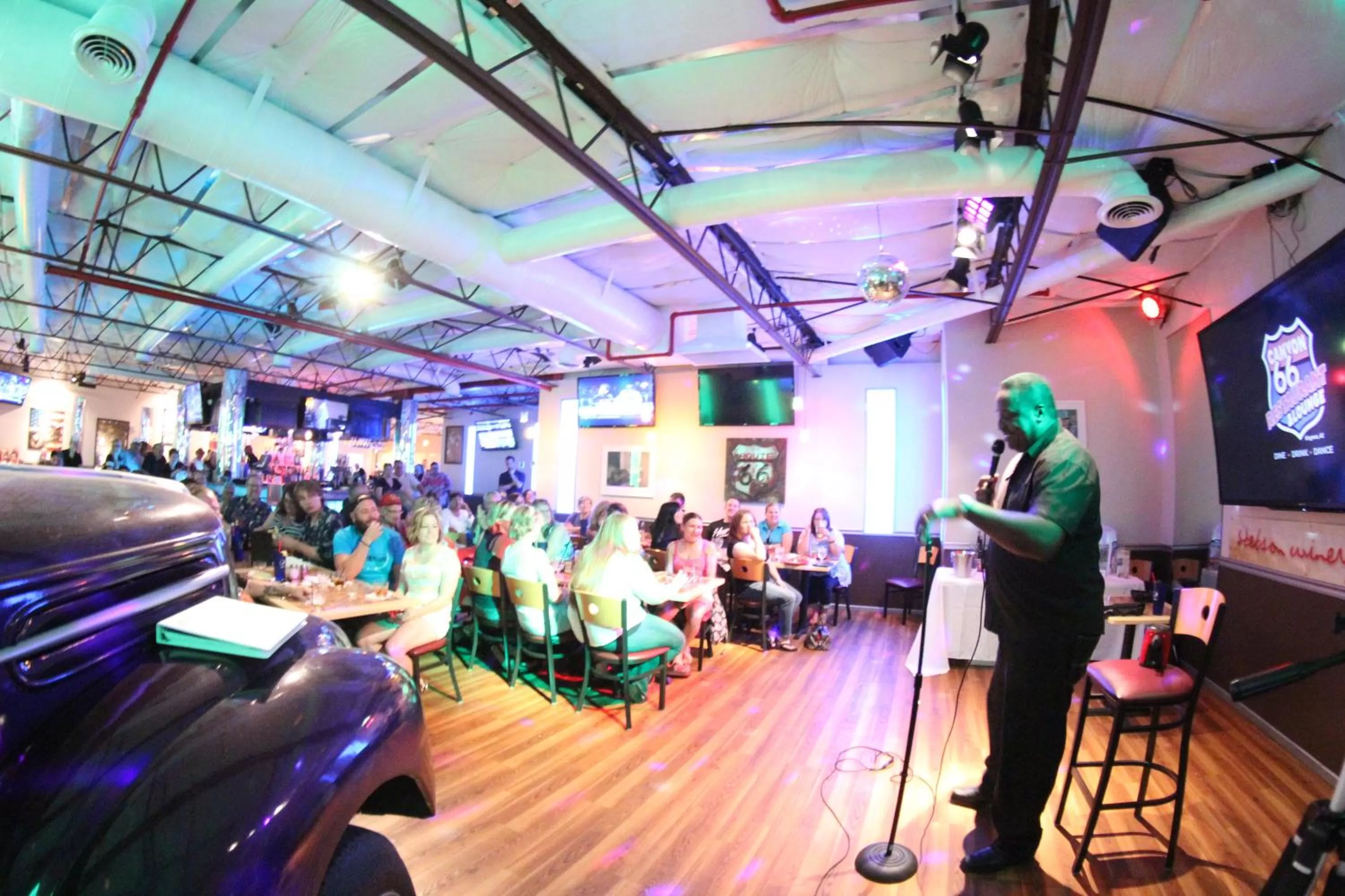 Lounge or bar in Ramada by Wyndham Kingman