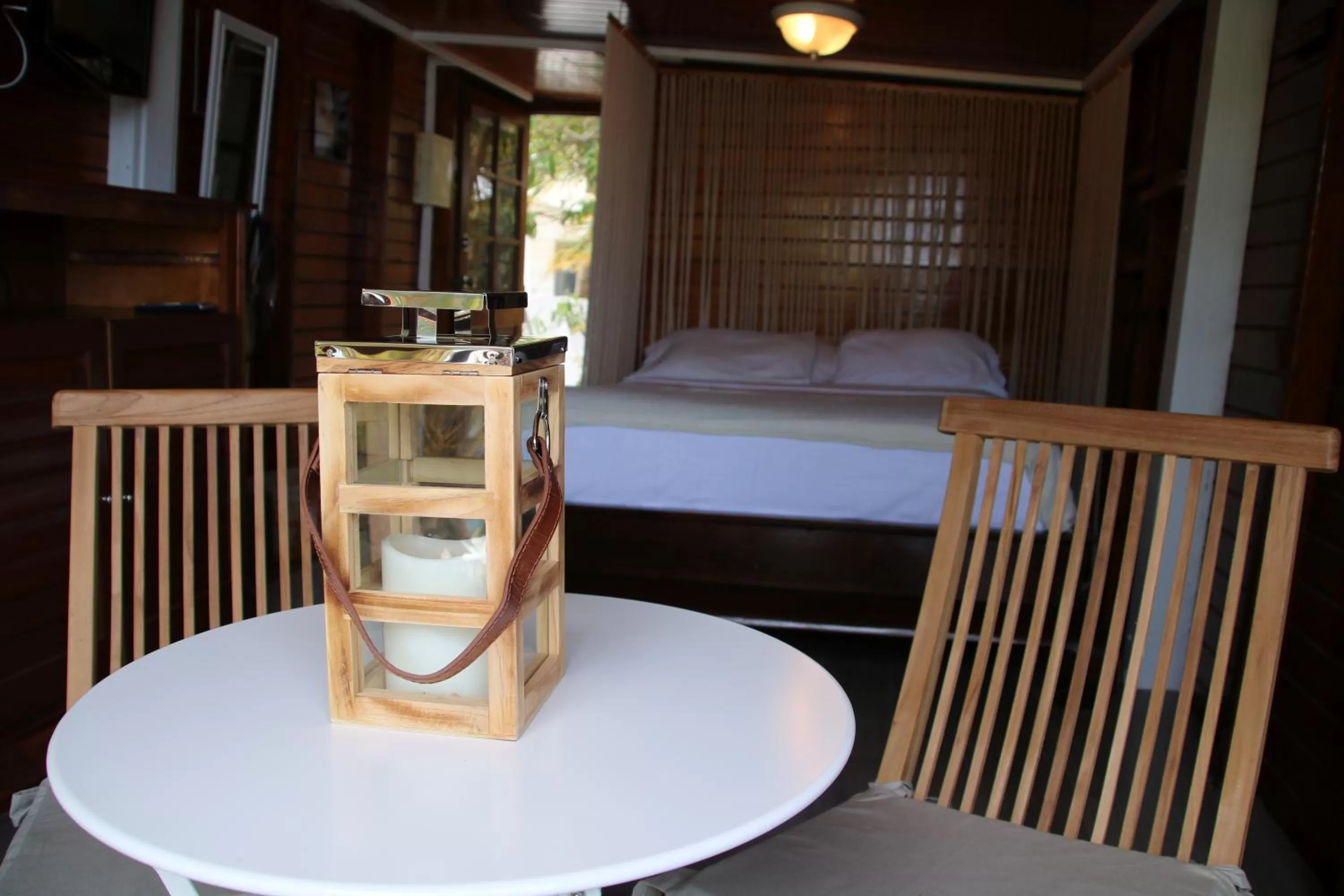 Photo of the whole room, Bed in Coral Reef Beach