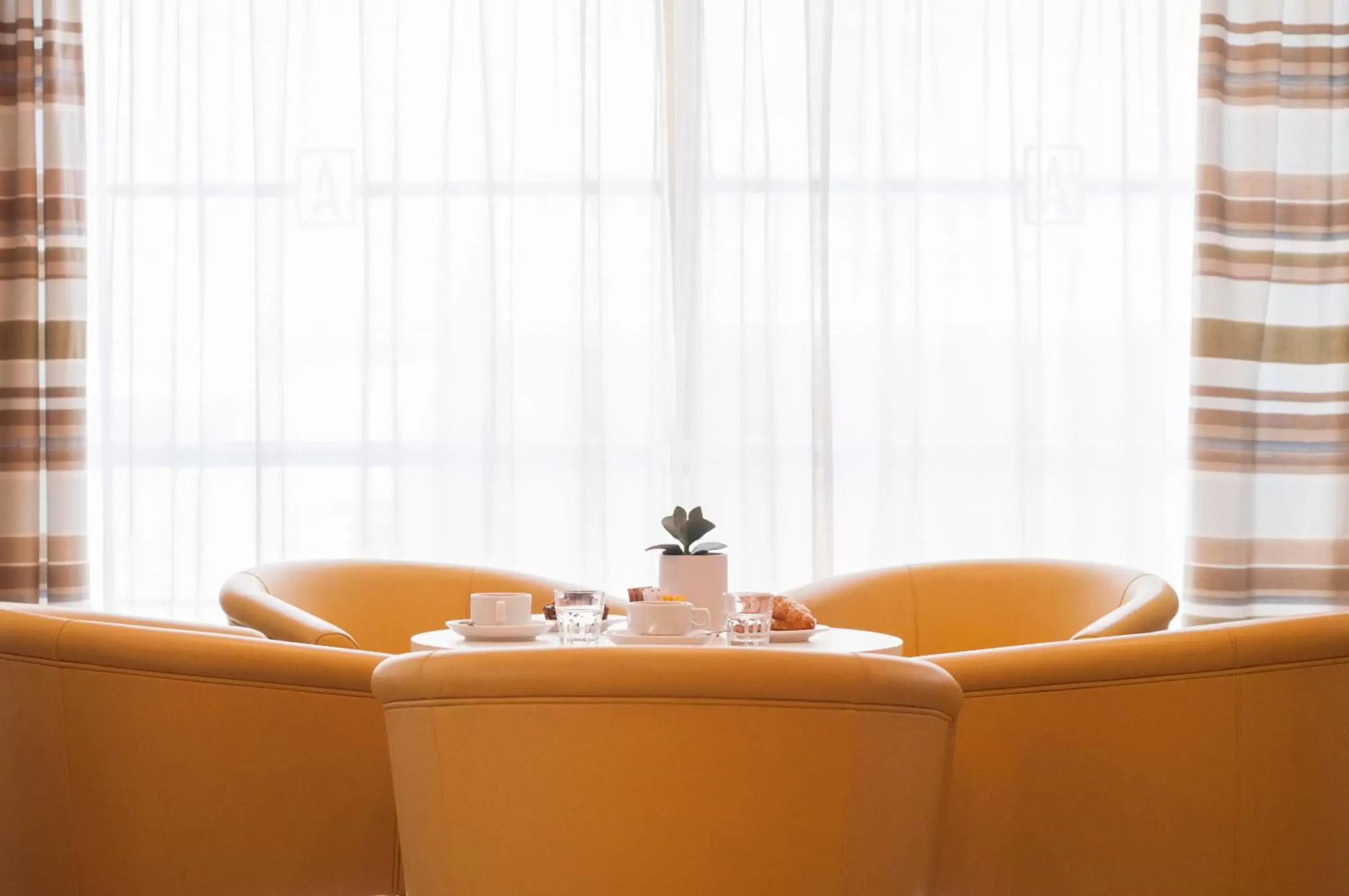 Lounge or bar in Alexandra Hotel Lounge or bar in Alexandra Hotel