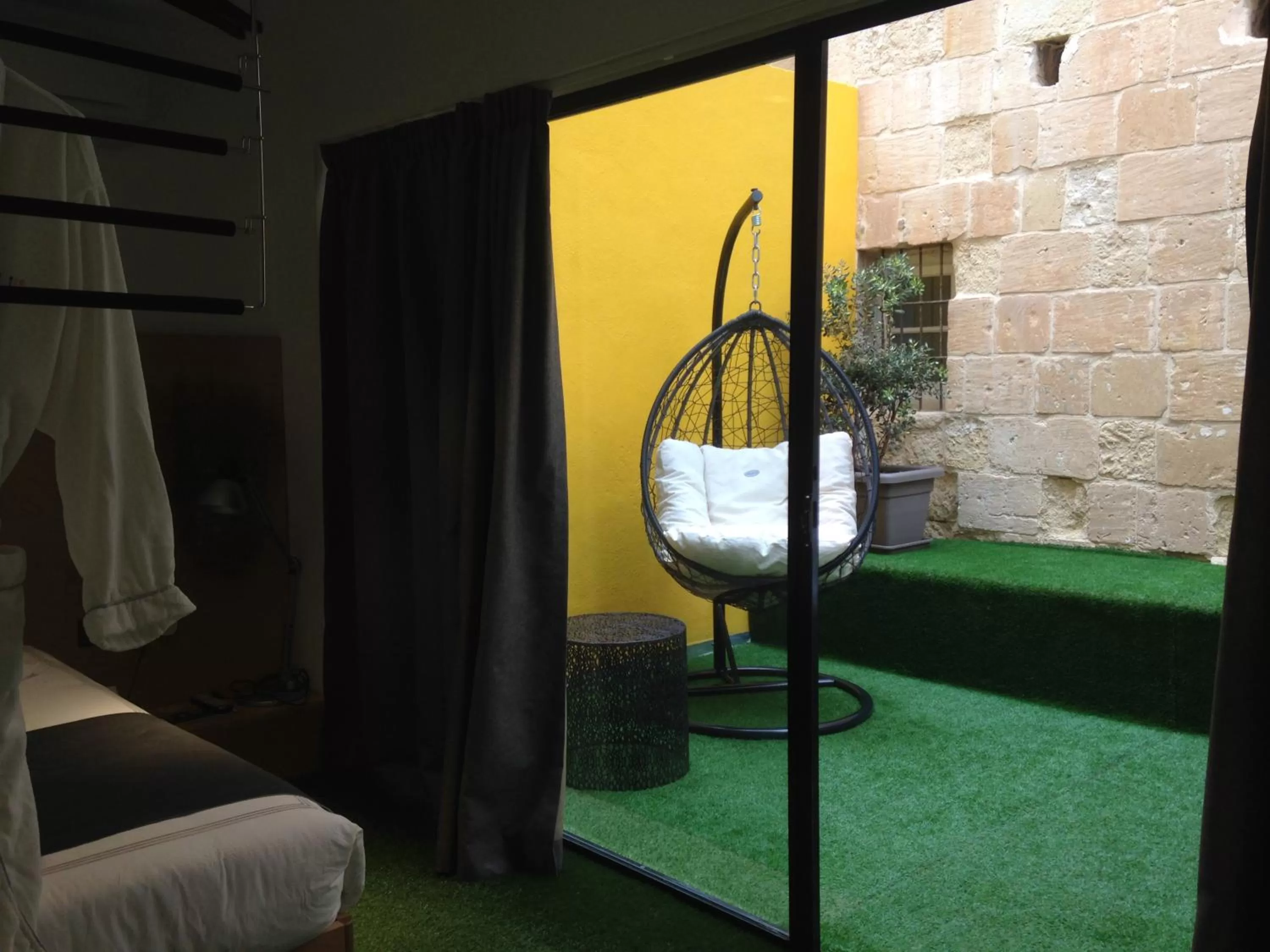 Patio in SU29 Boutique Hotel