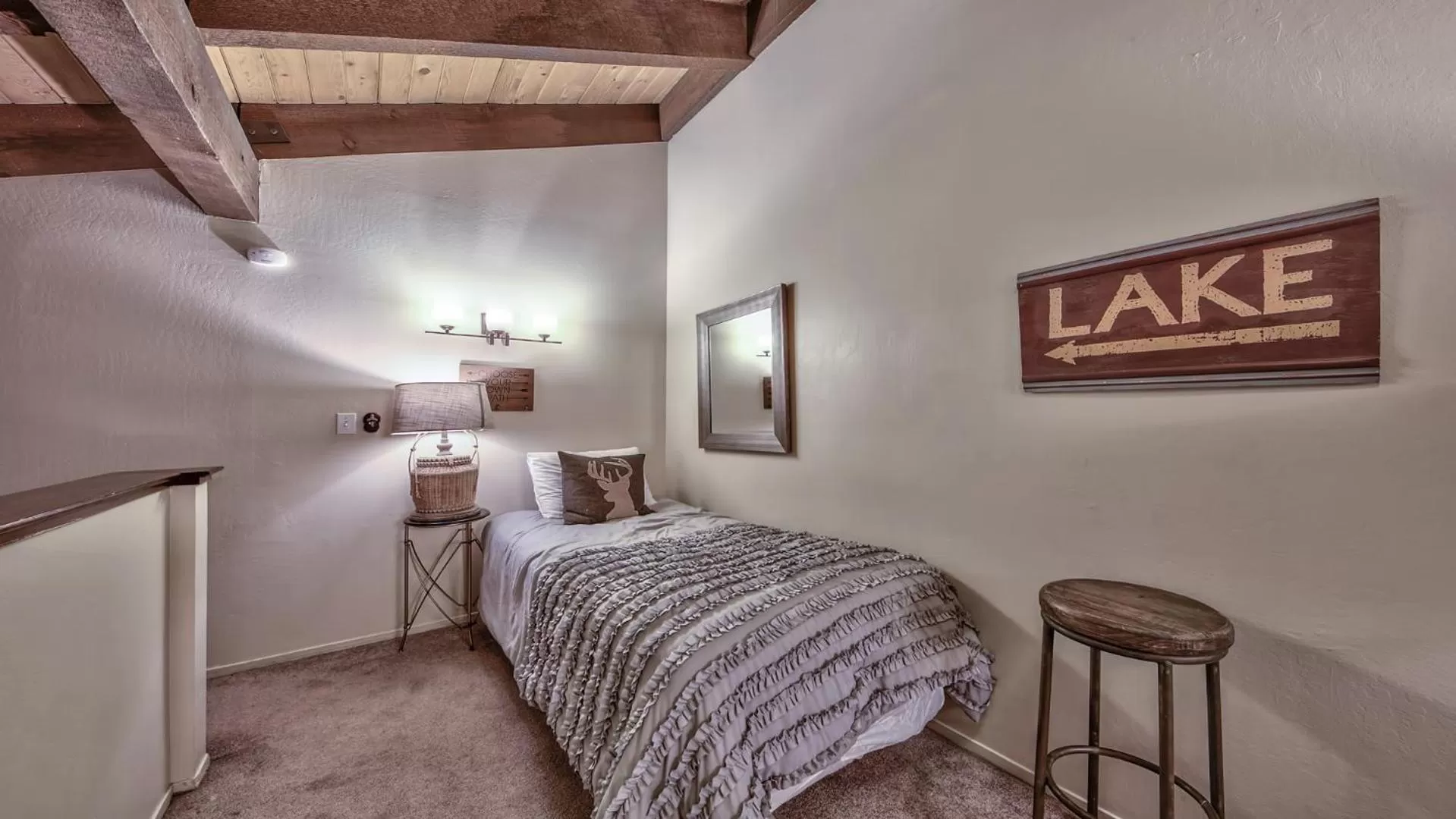 Bed in Lakeland Village at Heavenly