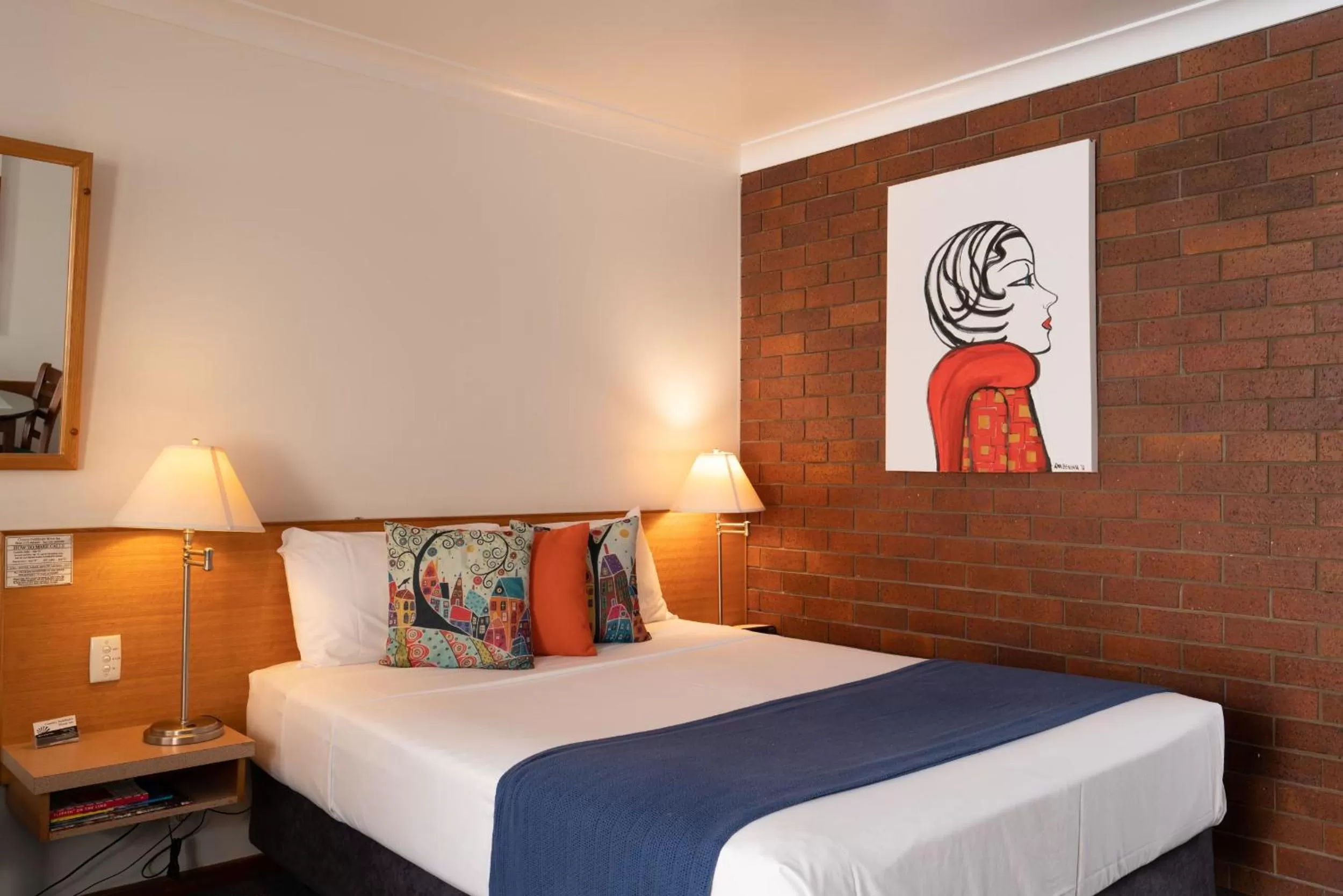 Bedroom, Bed in Country Pathfinder Motor Inn