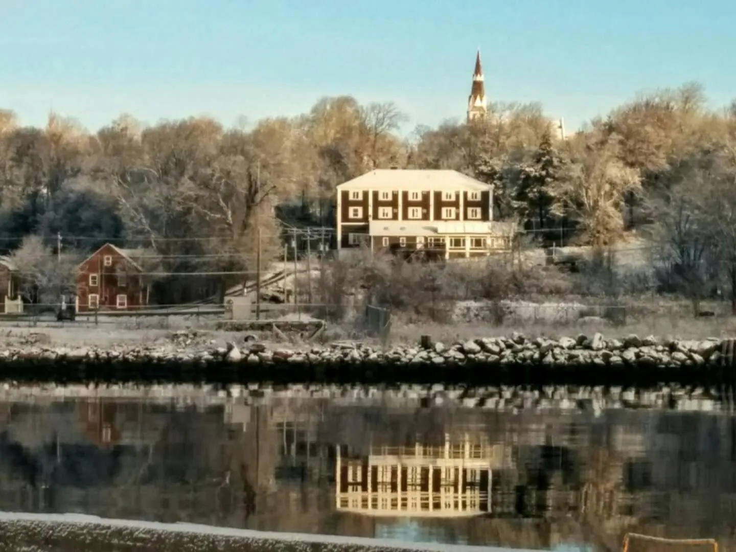 Property building in Braeside Country Inn