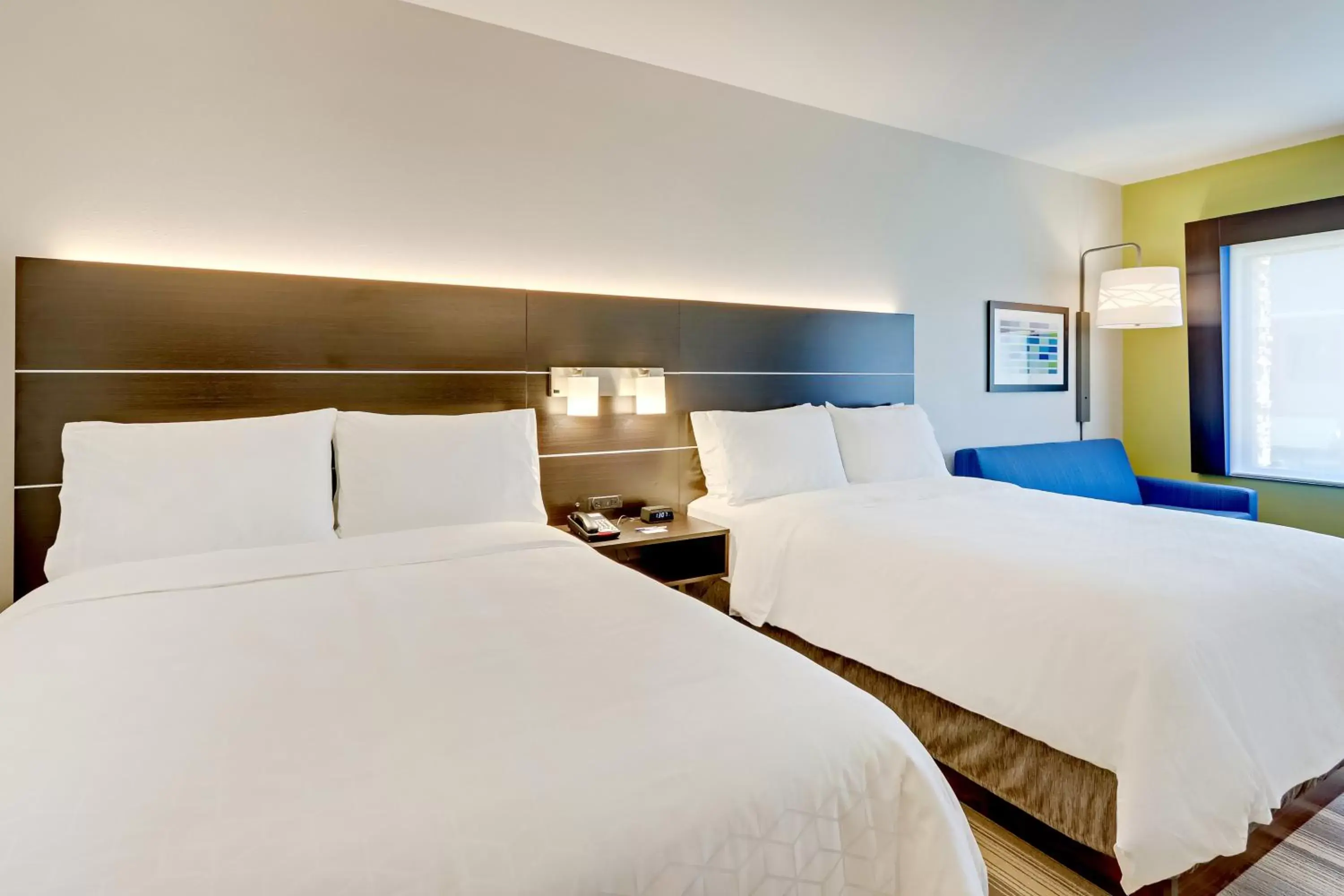 Bedroom, Bed in Holiday Inn Express & Suites - Winston - Salem SW - Clemmons, an IHG Hotel