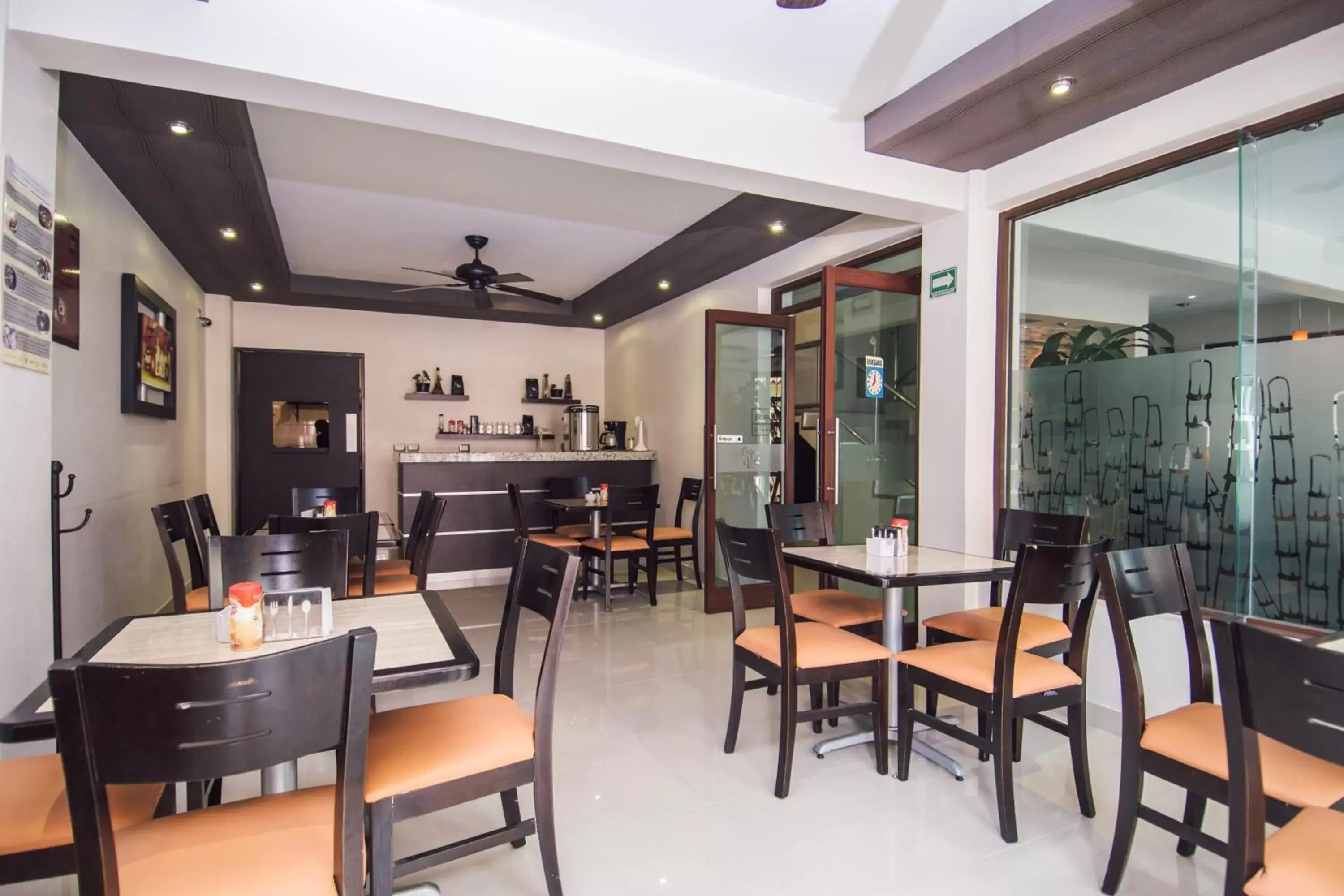 Restaurant/Places to Eat in Hotel Majova Inn Xalapa
