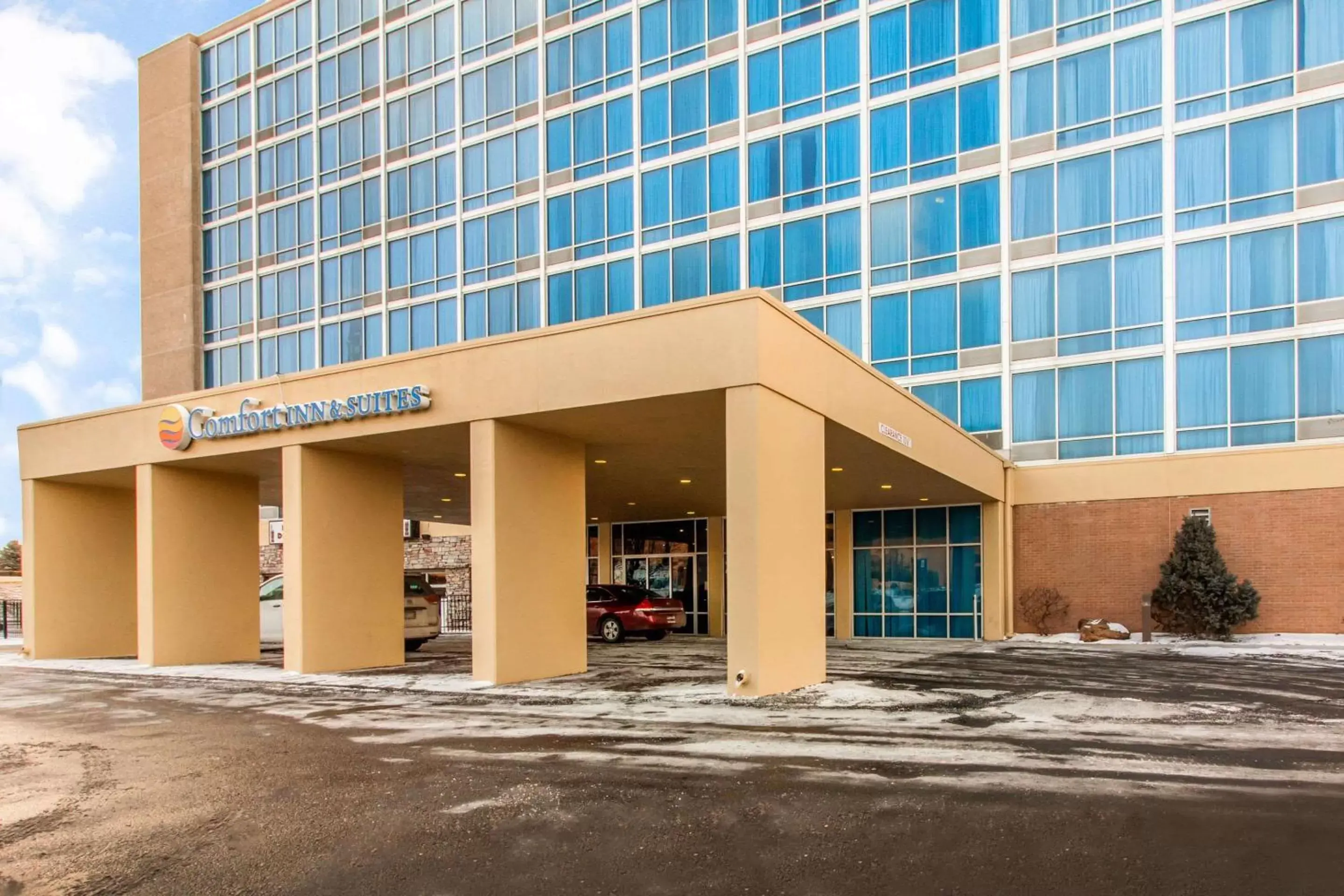 Property building in Comfort Inn & Suites Omaha