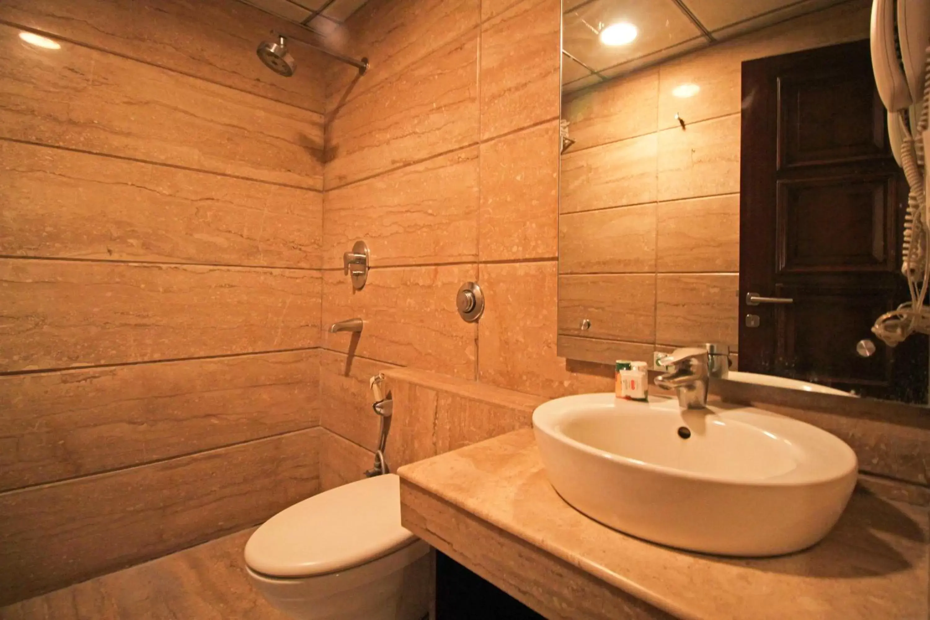 Bathroom in Hotel Aura