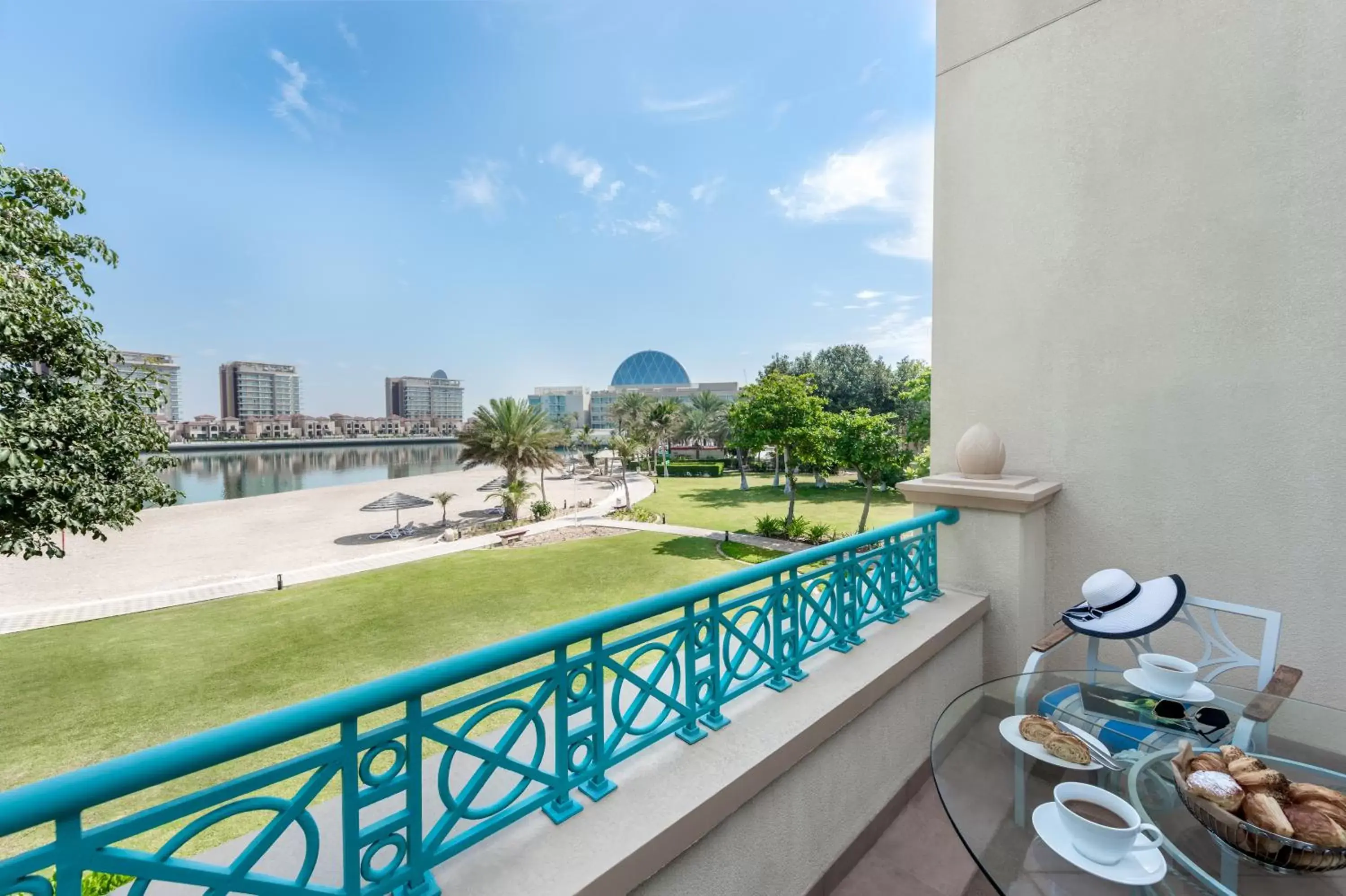 Balcony/Terrace in Al Raha Beach Hotel