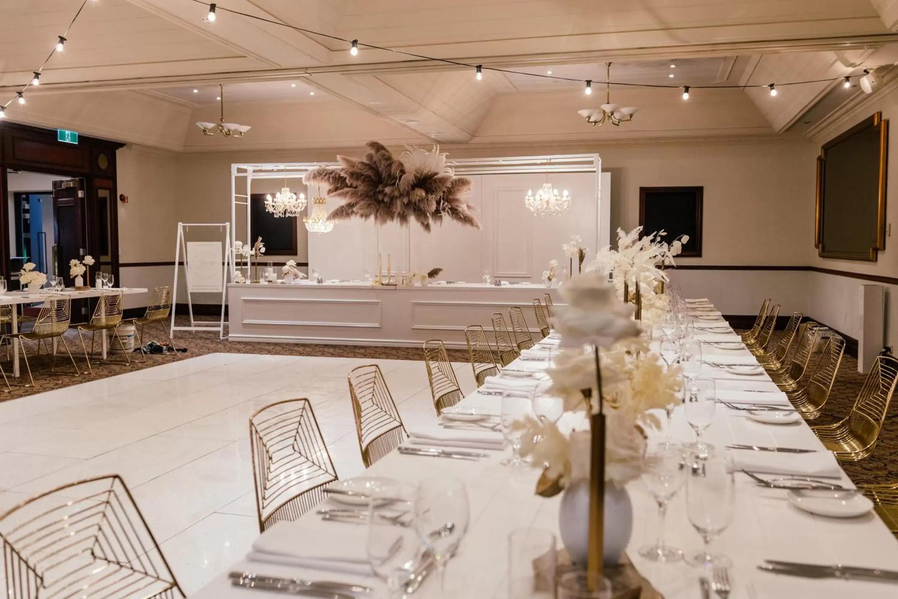 Banquet/Function facilities, Restaurant/Places to Eat in Joondalup Resort