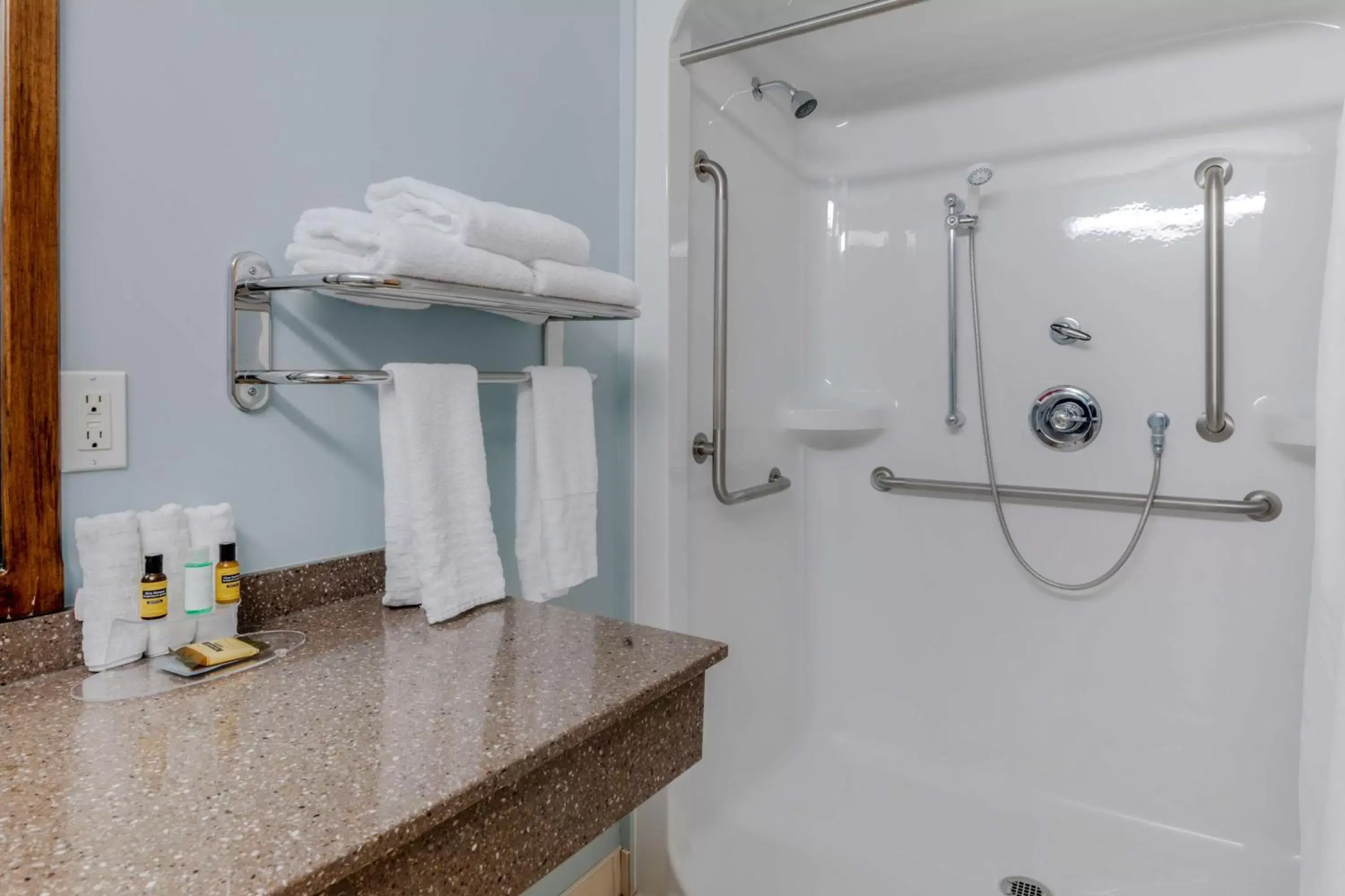 Bathroom in Best Western Plus Woodstock Hotel Conference Centre