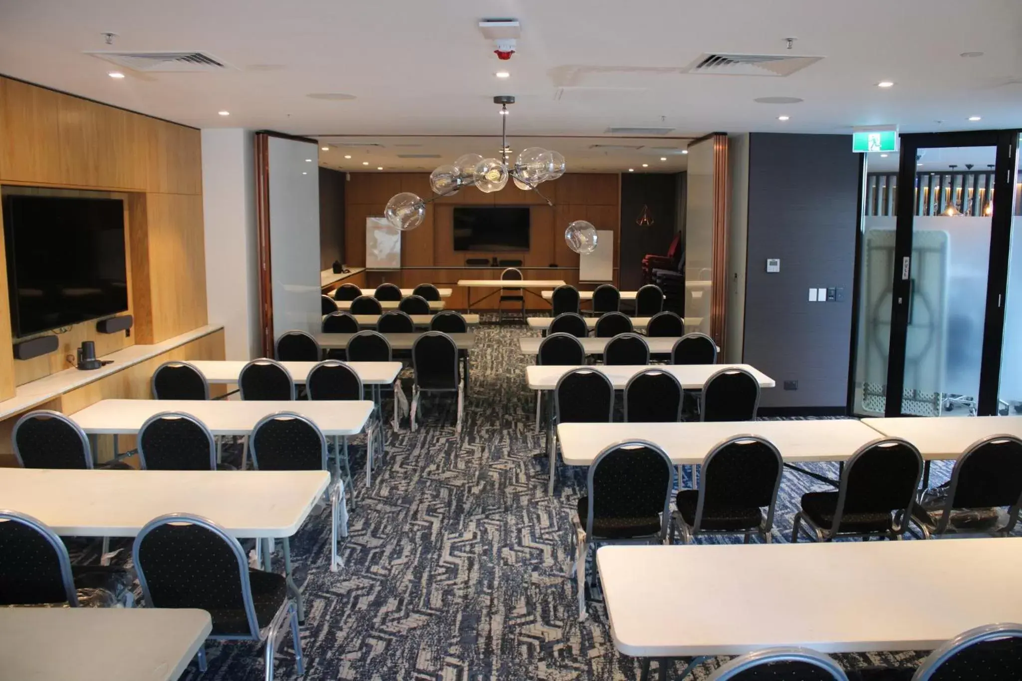 Meeting/conference room in Crowne Plaza Residences Port Moresby, an IHG Hotel