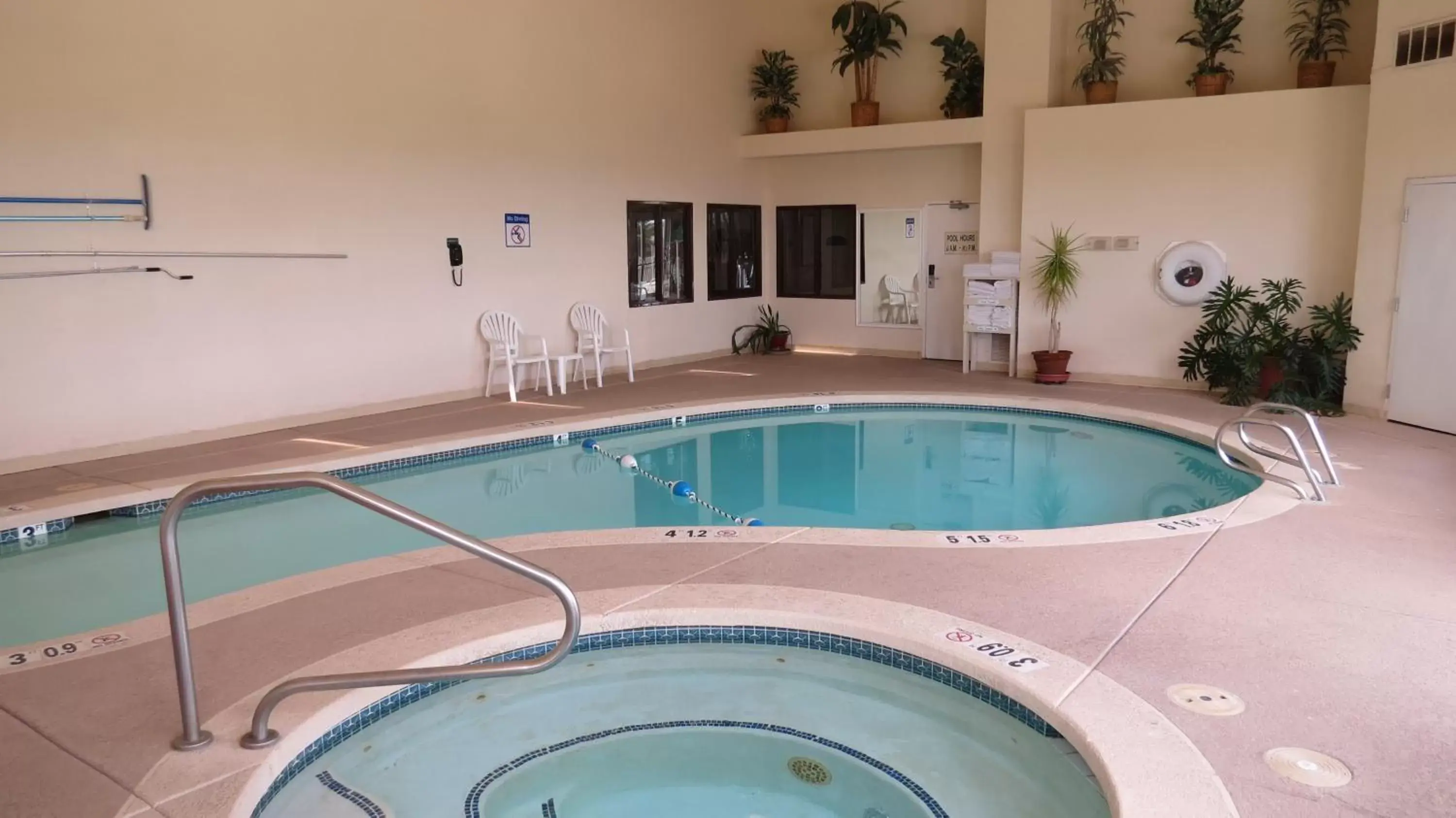 Day, Swimming Pool in Baymont Inn & Suites by Wyndham Holbrook