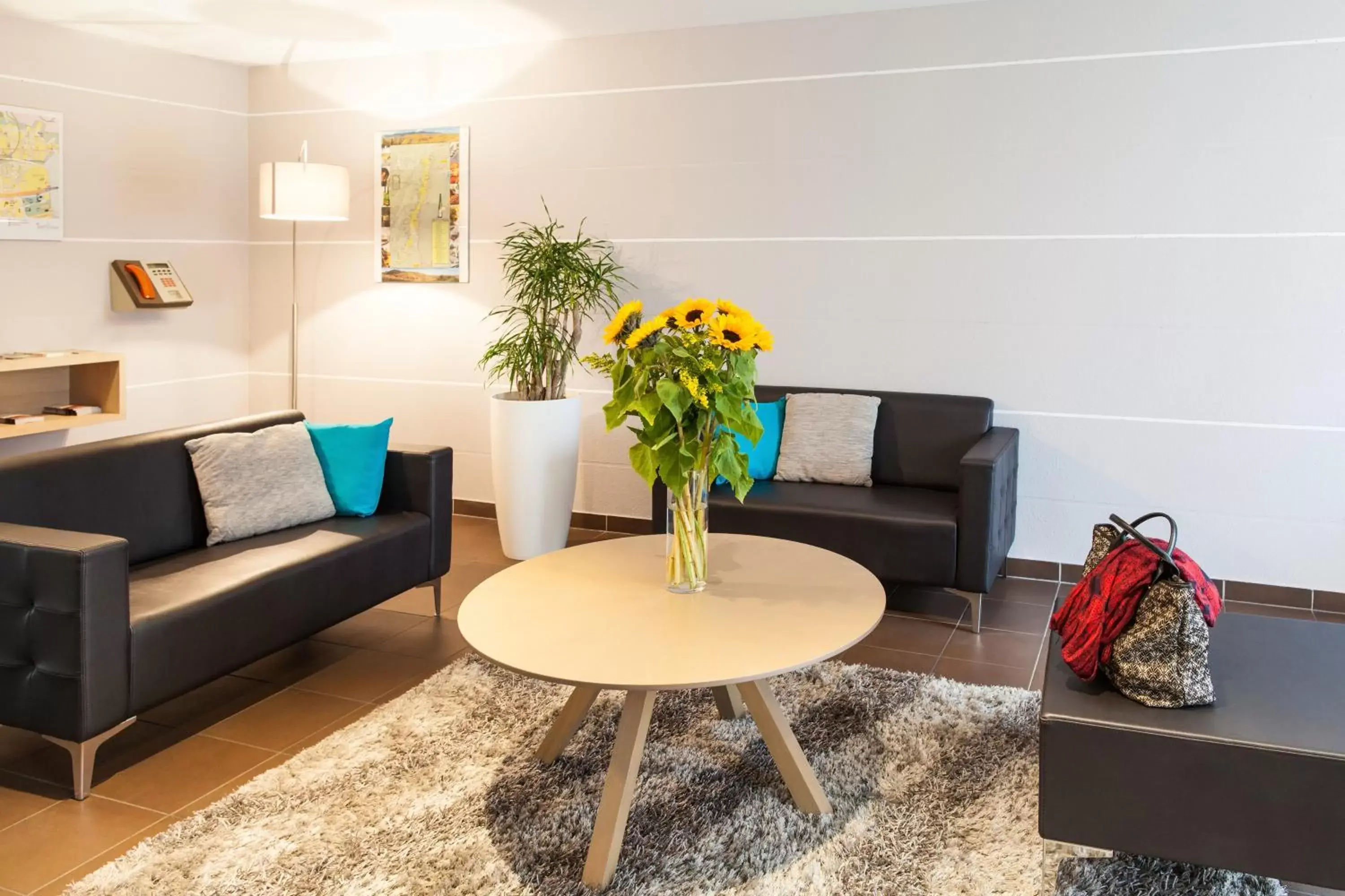 Lobby or reception in Aparthotel Adagio Access Saint Louis Bâle Lobby or reception in Aparthotel Adagio Access Saint Louis Bâle