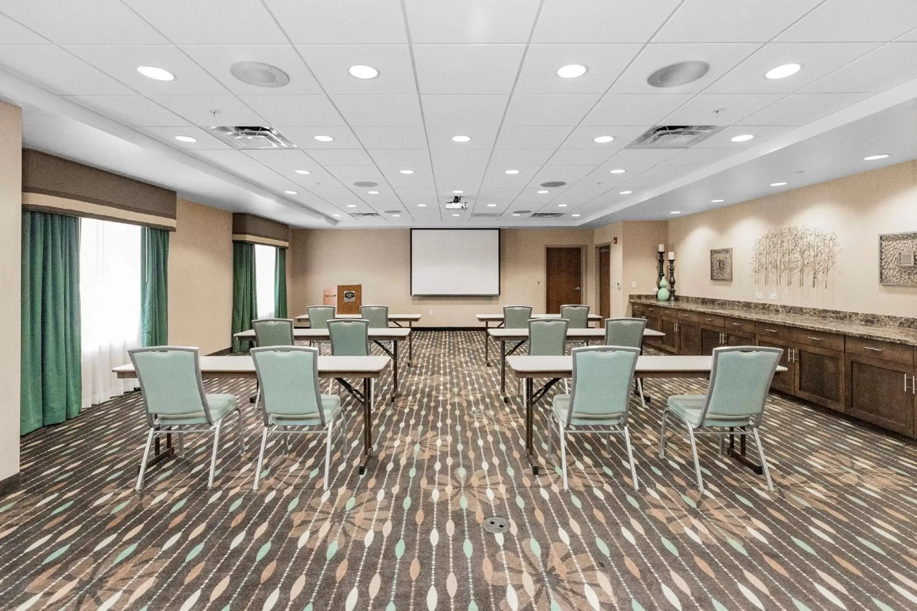 Meeting/conference room in Hampton Inn Bridgeville