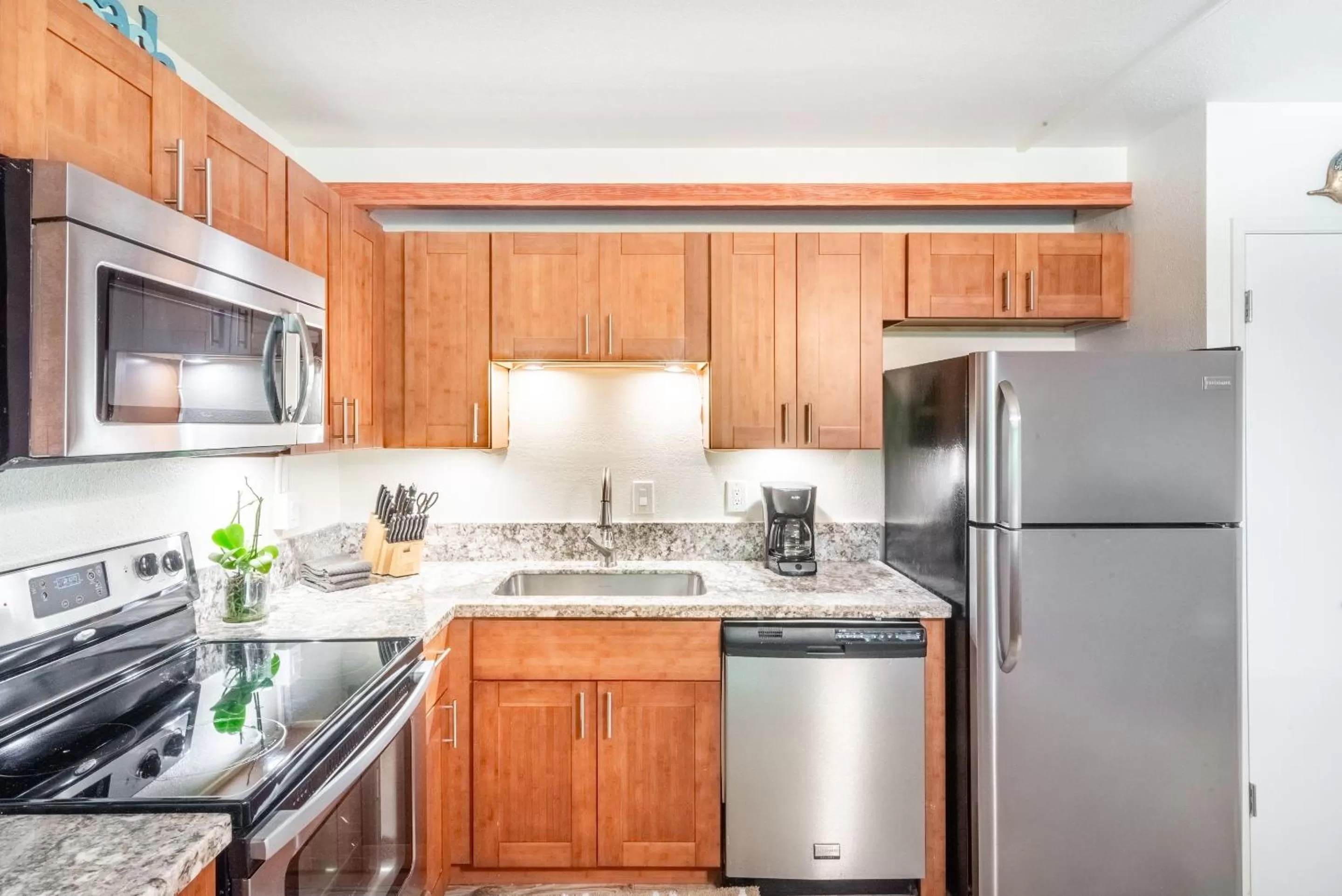 Kitchen/Kitchenette in BeachFront Kihei Kai Nani - Maui Vista Deluxe Condos