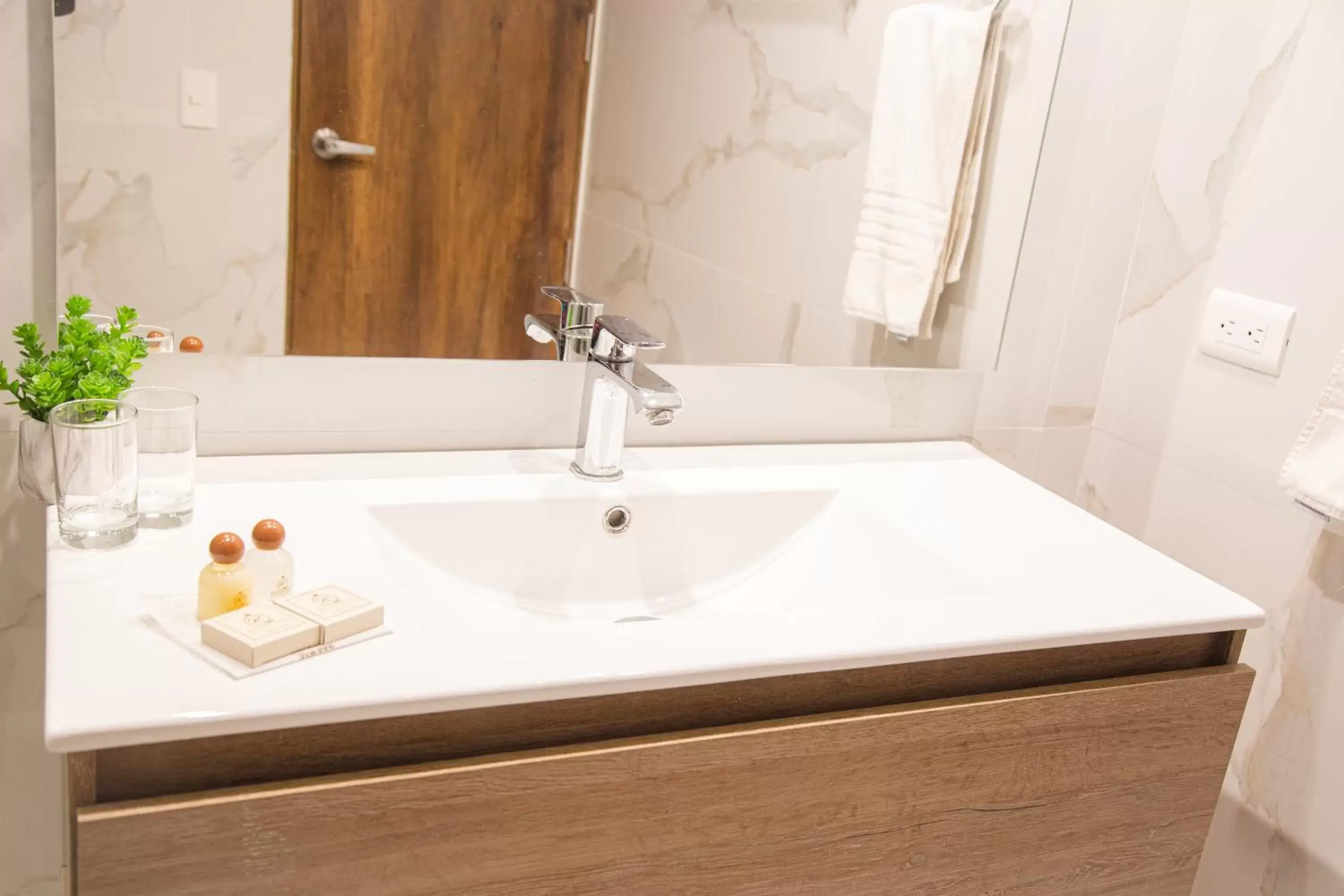 Bathroom in Hotel Cartagena Royal Inn