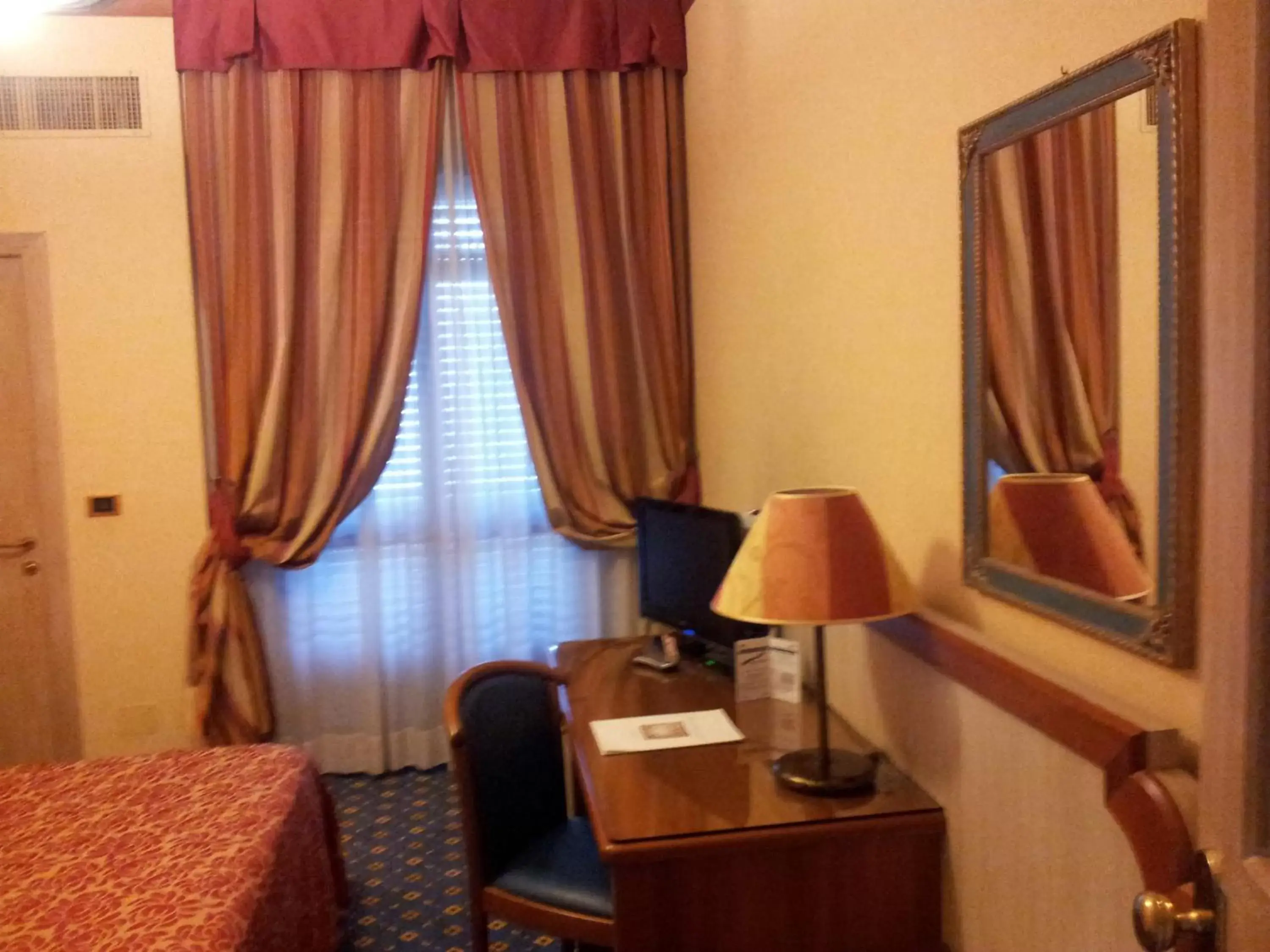 Bedroom, Seating Area in Hotel Promenade