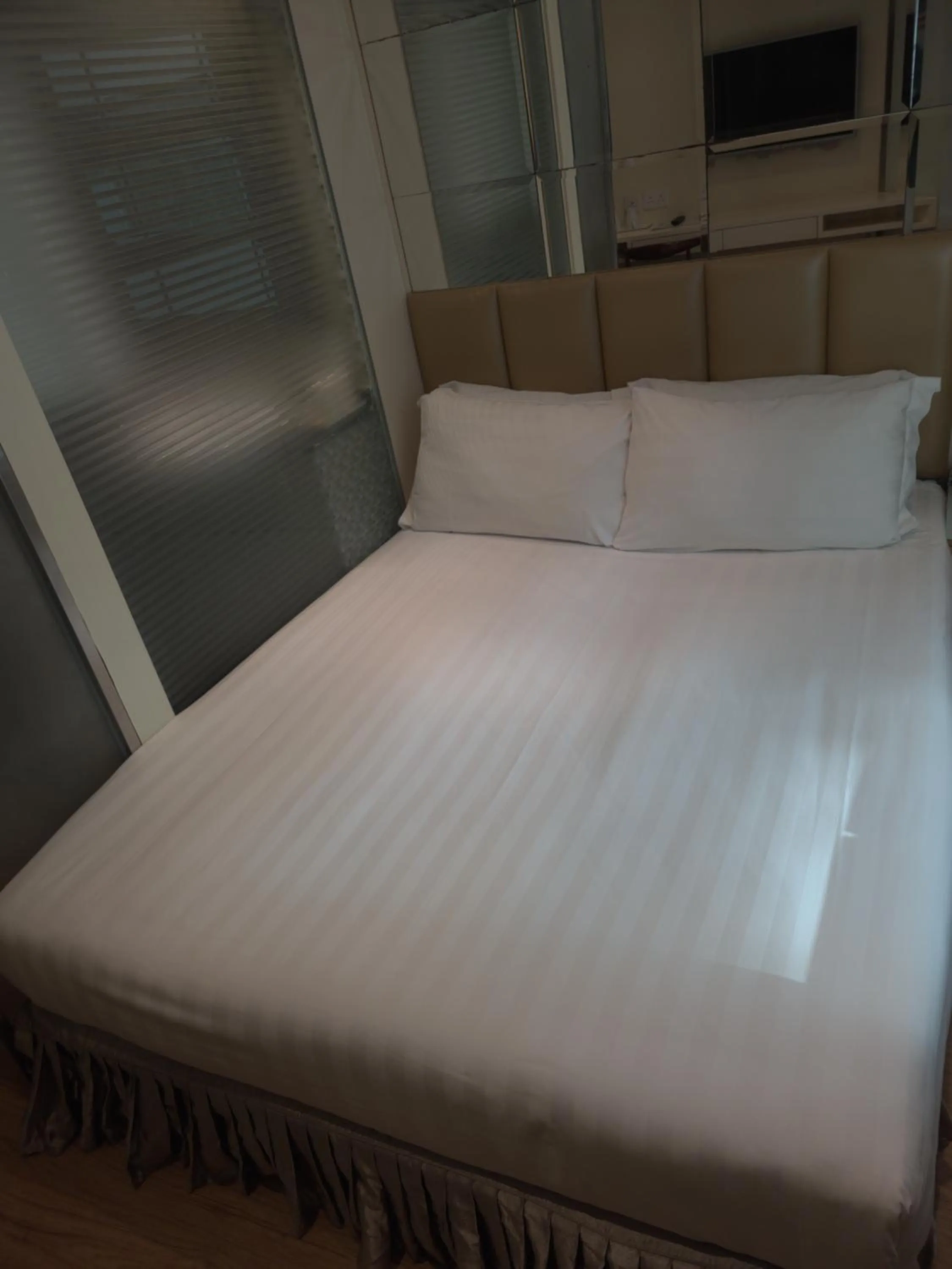 Bedroom, Bed in Mingle At The Eden