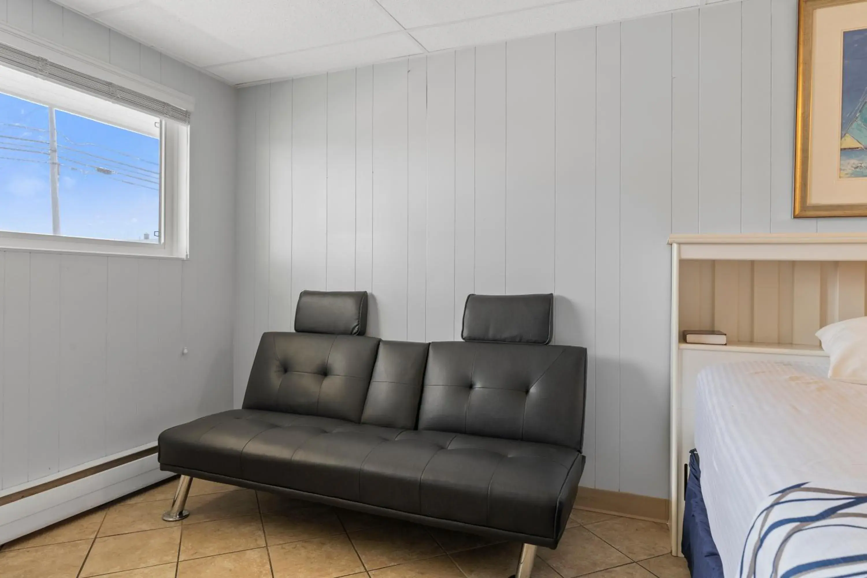 Bed in Mt Royal Motel Bed in Mt Royal Motel