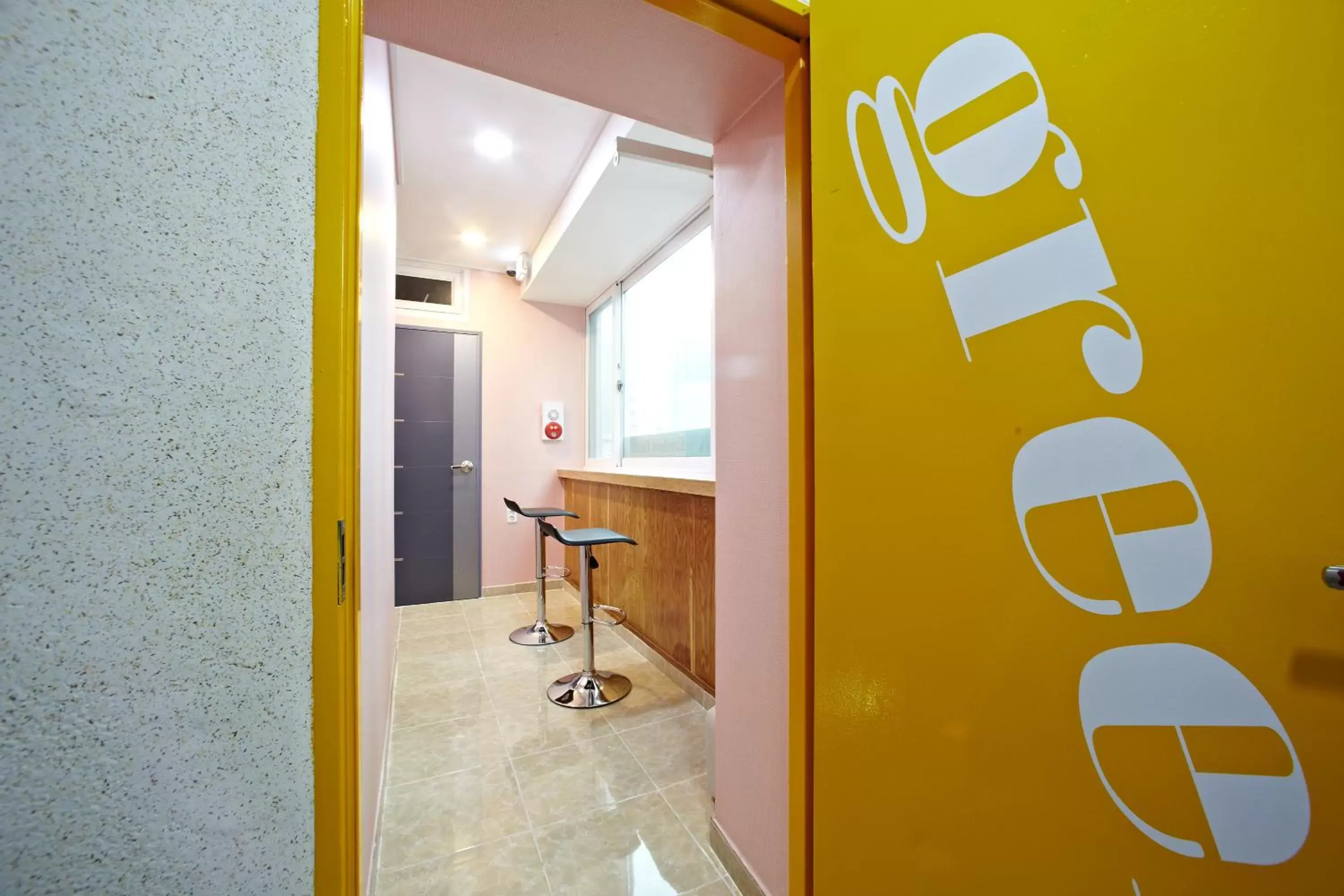 Facade/entrance, Bathroom in Rainbow Hotel Myeongdong