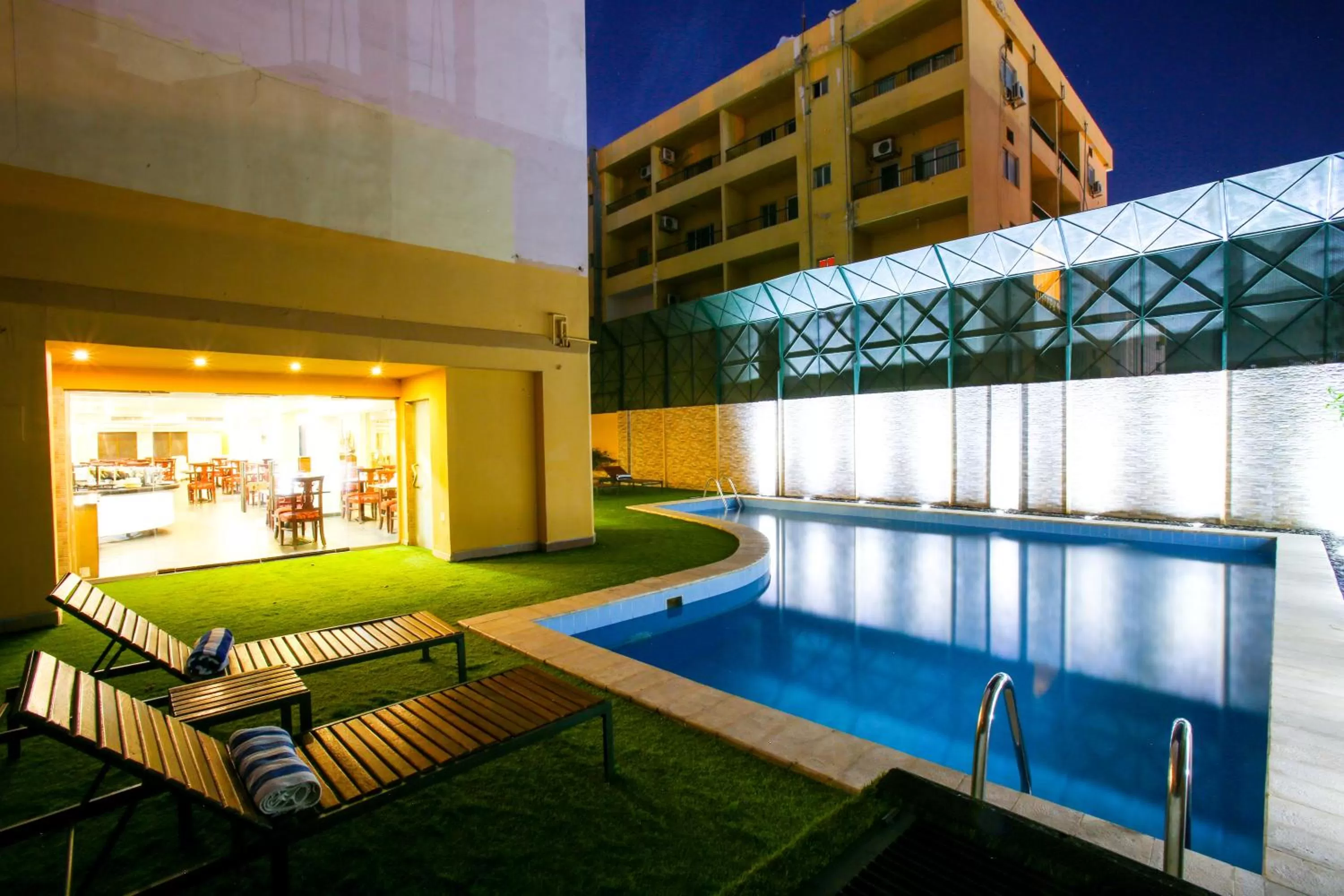 Night, Swimming Pool in Golden Tulip Aqaba