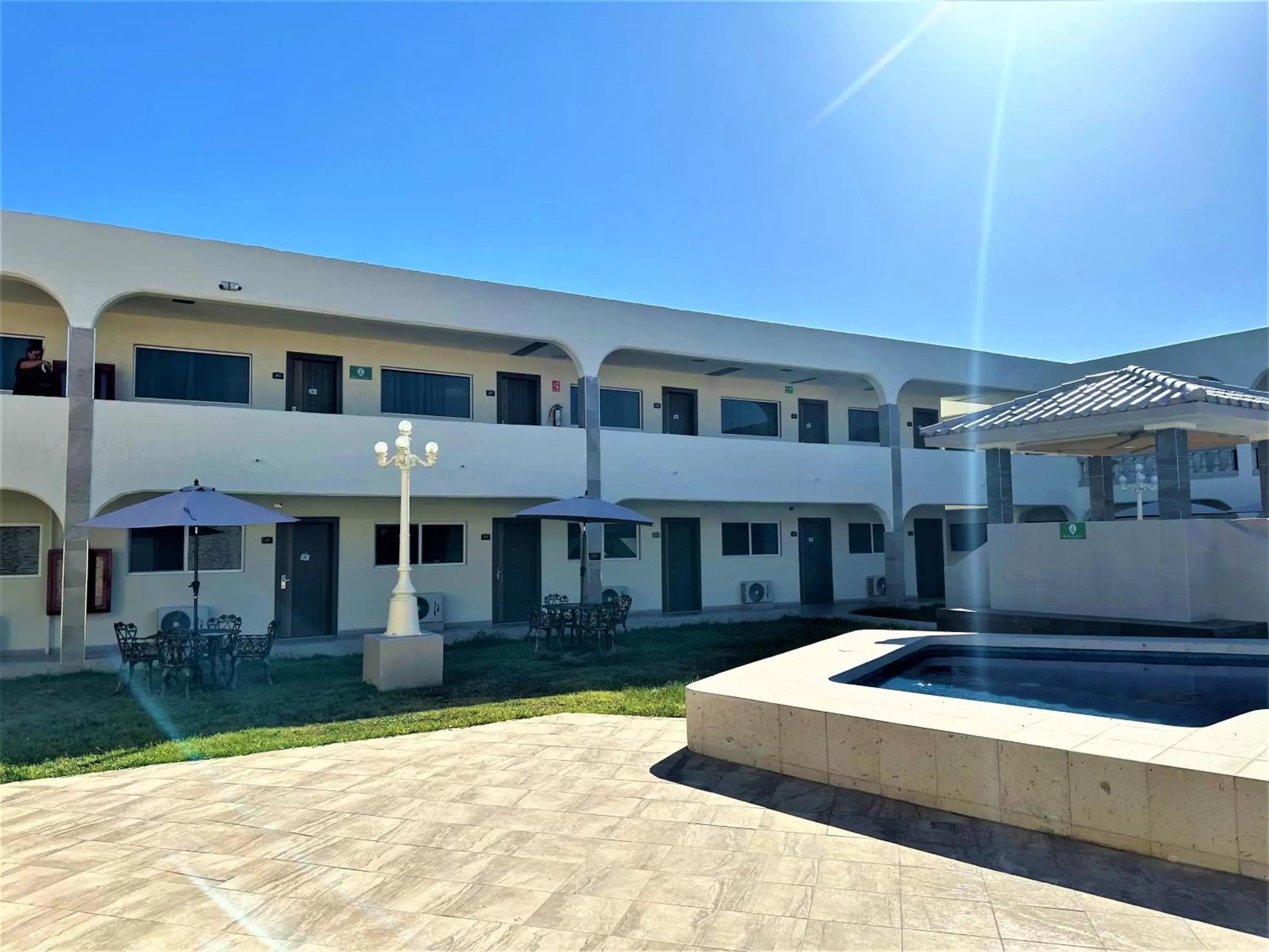 Inner courtyard view, Property Building in KAVIA MEOQUI HOTEL & SUITES