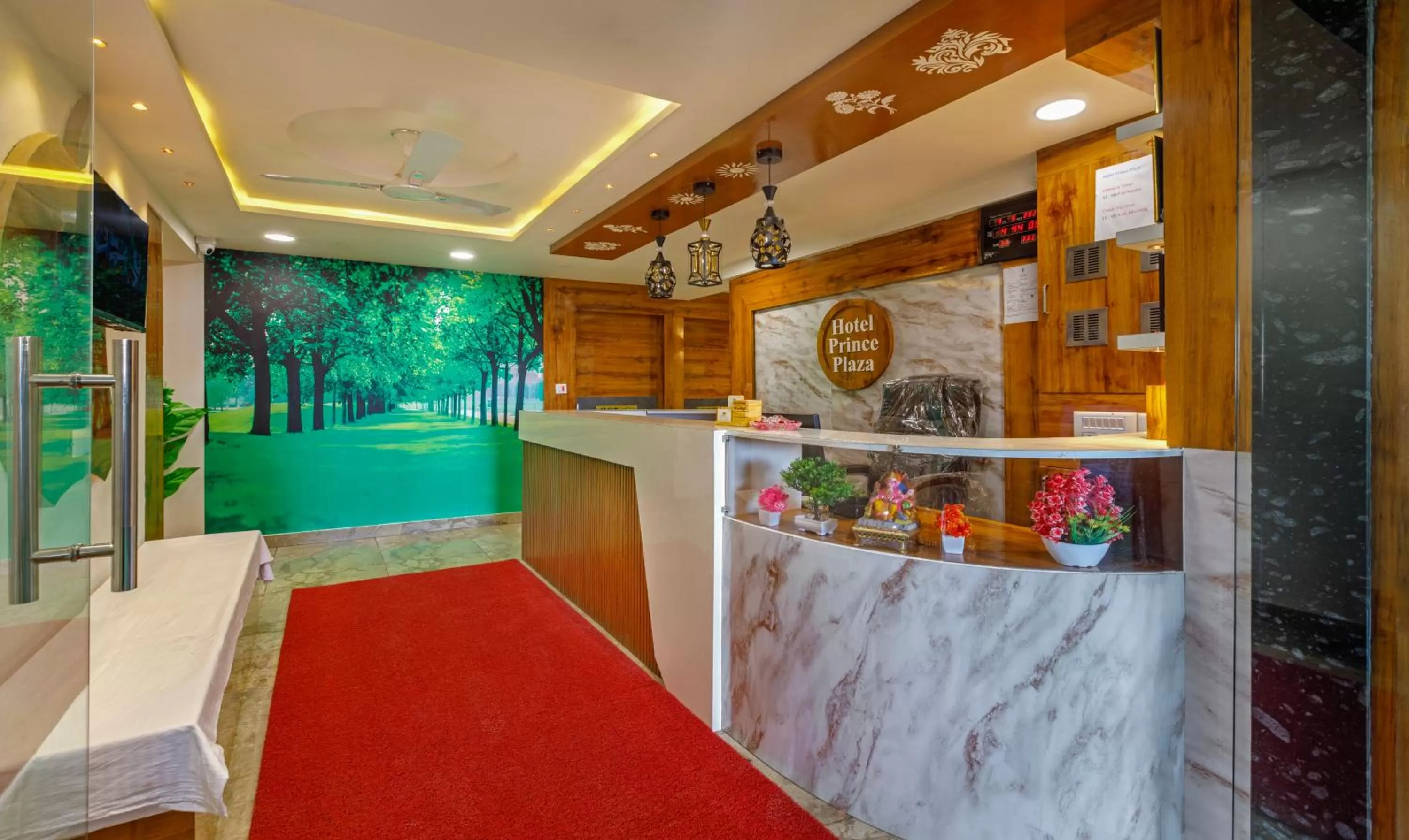 Lobby or reception in Treebo Prince Plaza