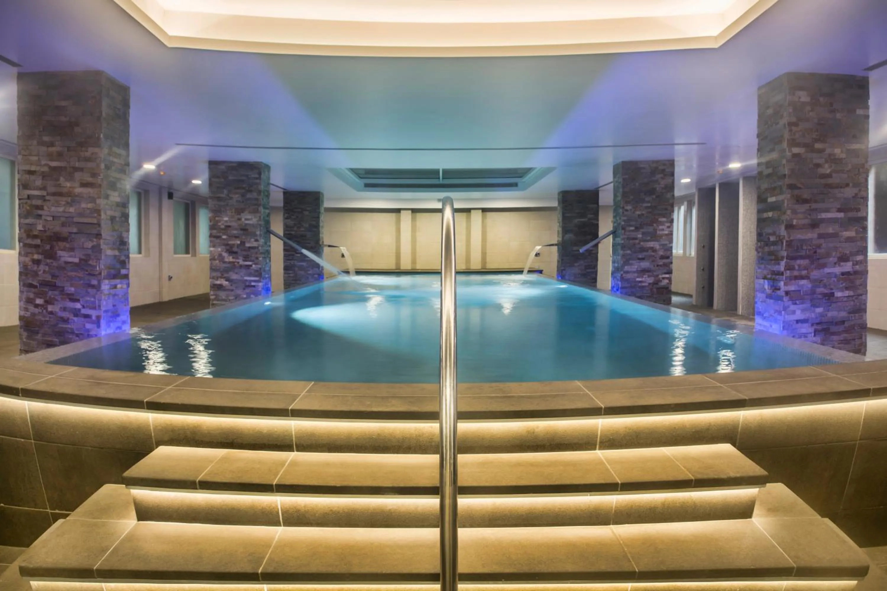 Spa and wellness centre/facilities in Hotel Spa Rio Ucero