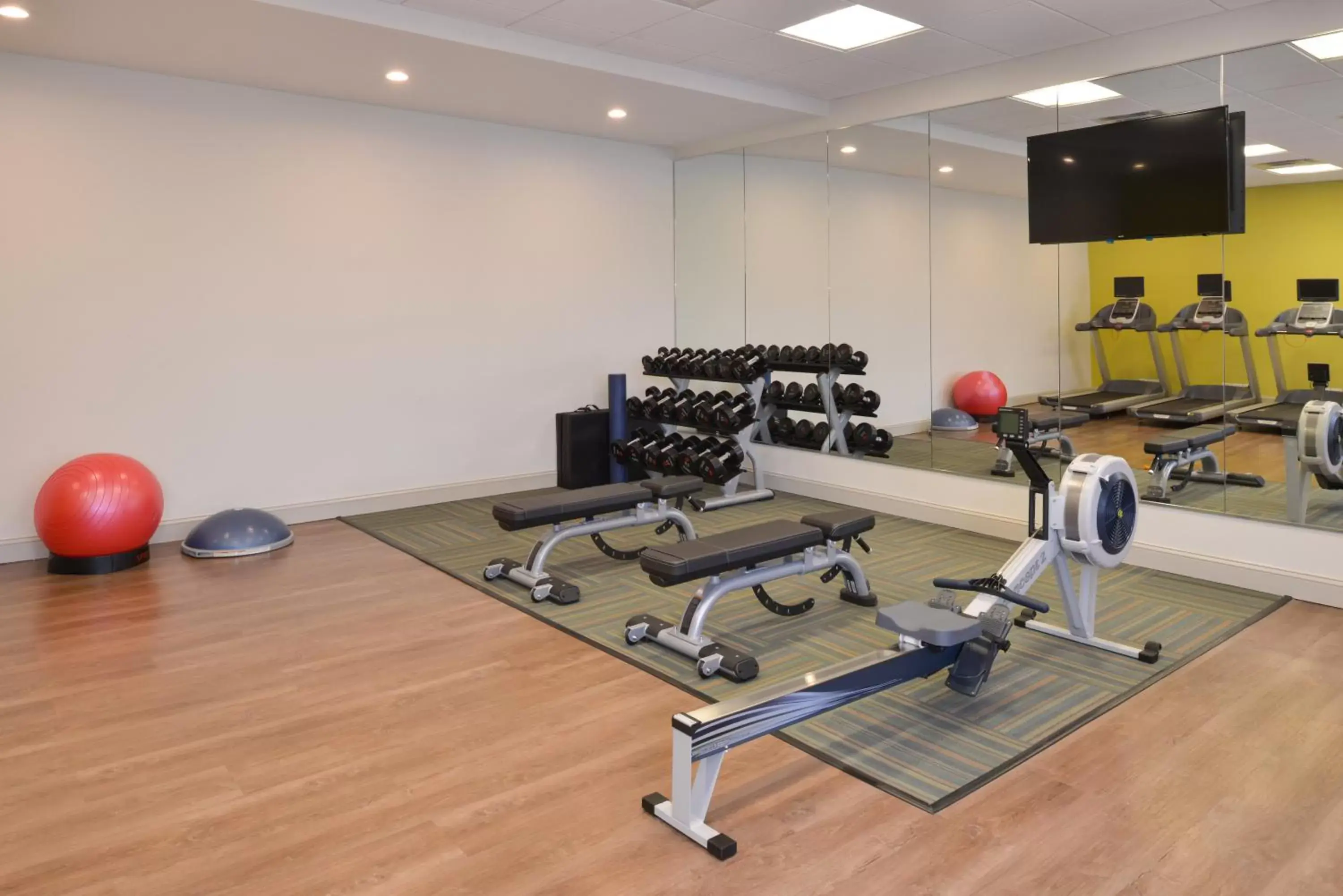 Fitness centre/facilities, Fitness Center/Facilities in Holiday Inn Express - Nashville South - Spring Hill, an IHG Hotel