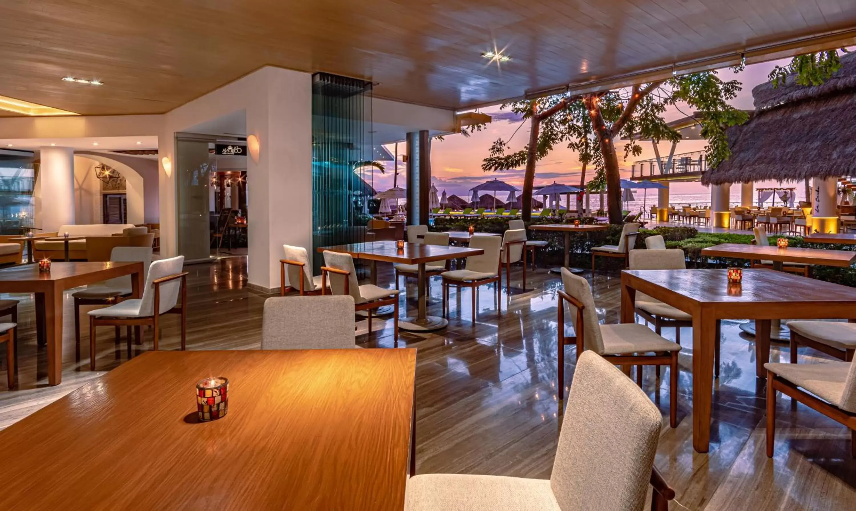 Restaurant/places to eat in Villa Premiere Boutique Hotel & Romantic Getaway - Adults Only Restaurant/places to eat in Villa Premiere Boutique Hotel & Romantic Getaway - Adults Only