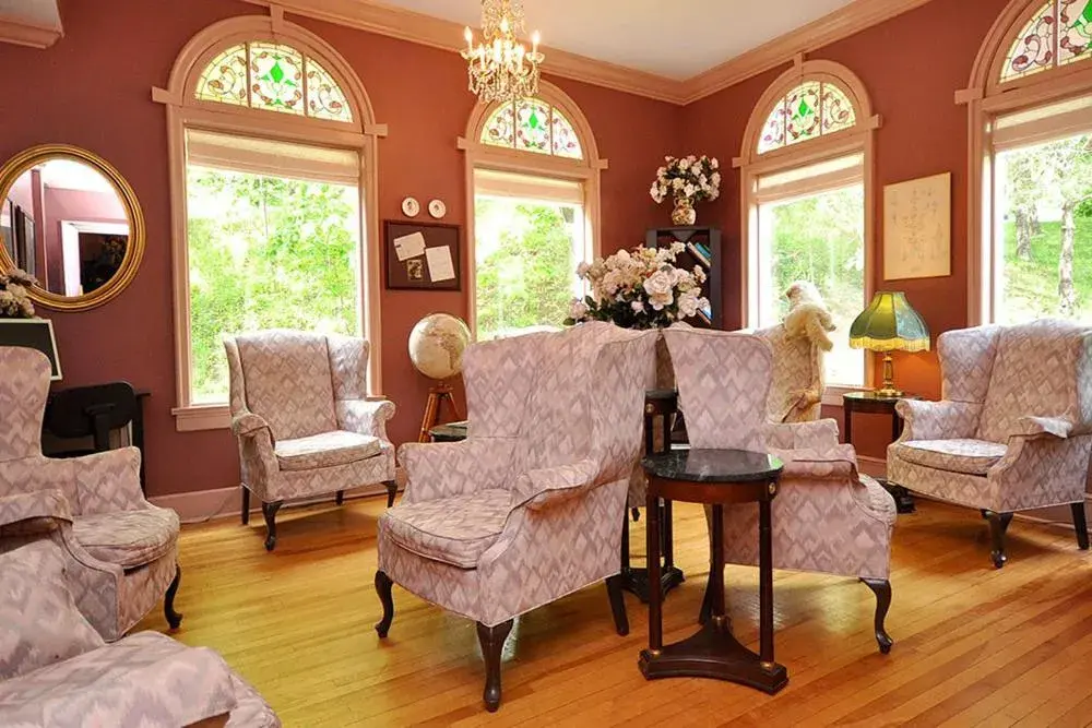 Seating Area in Braeside Country Inn