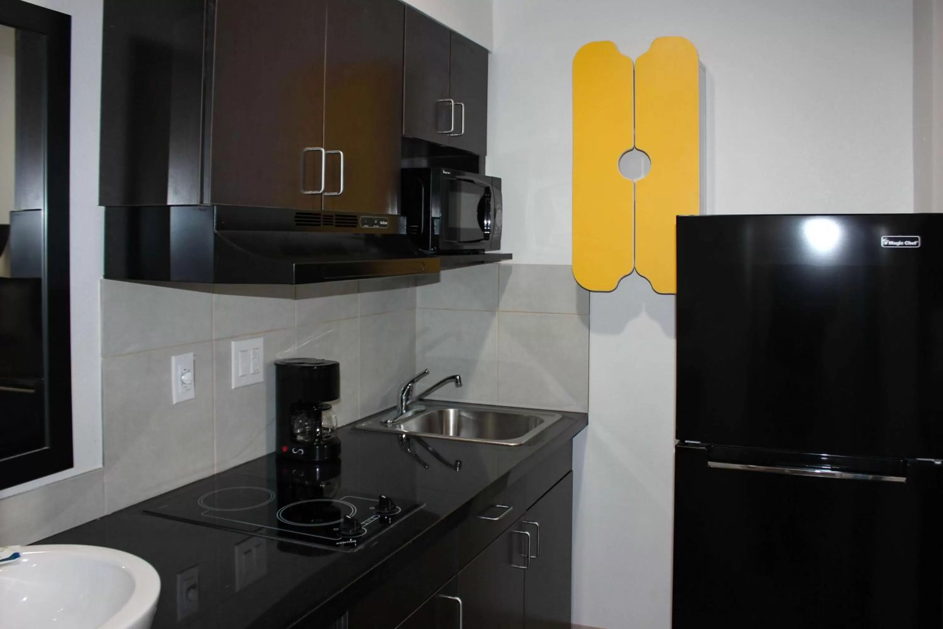 Kitchen or kitchenette, Kitchen/Kitchenette in Studio 6-Houston, TX - East