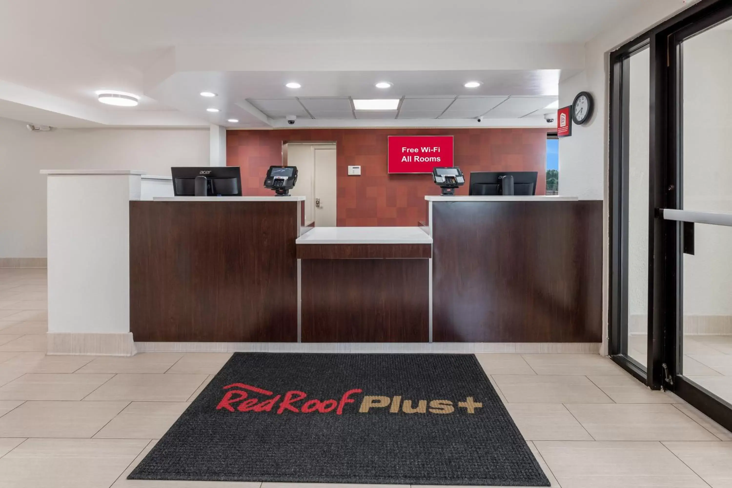 Lobby or reception, Lobby/Reception in Red Roof Inn PLUS+ Columbus - Worthington