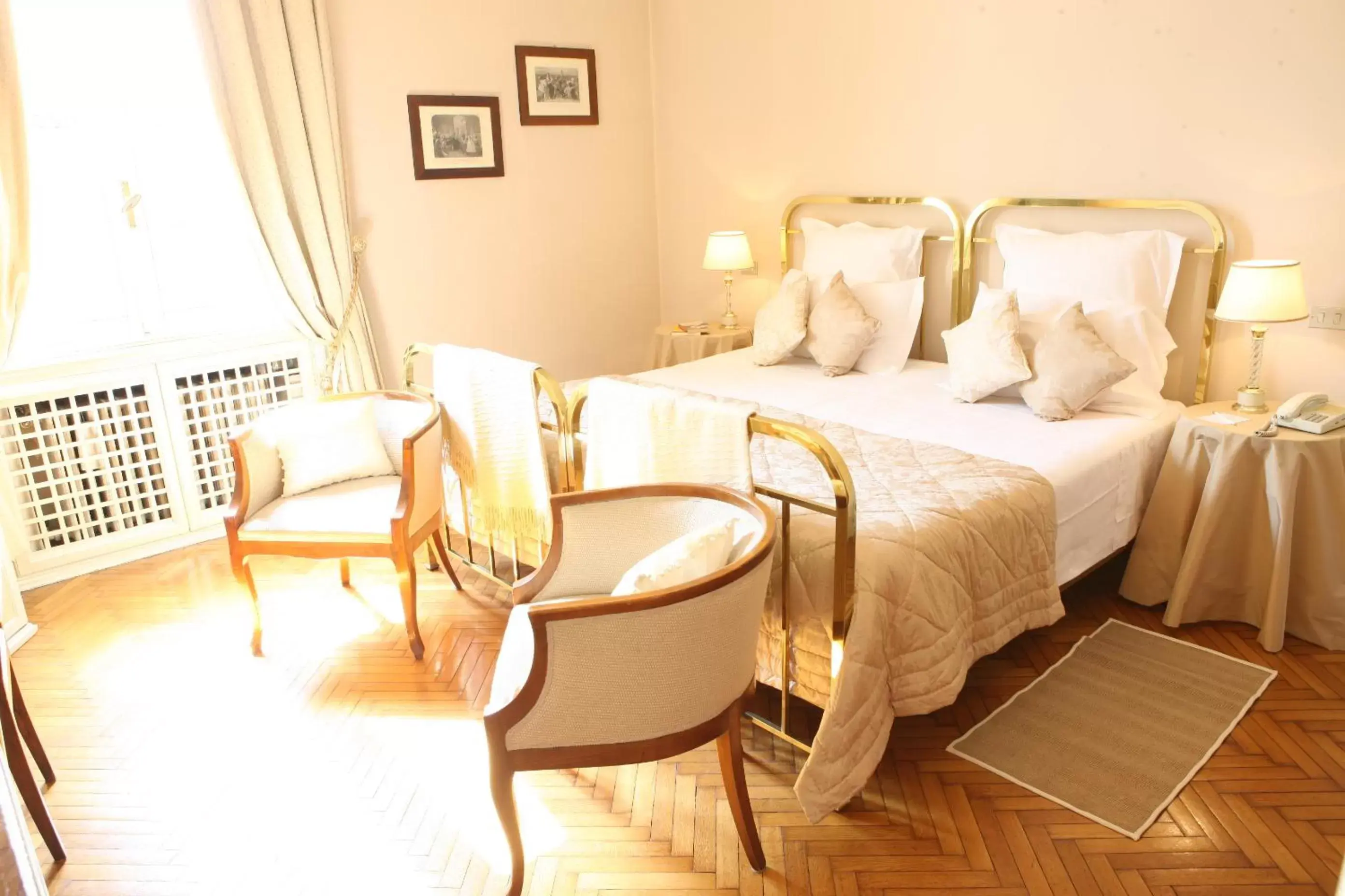 Bedroom in Hotel Vittoria