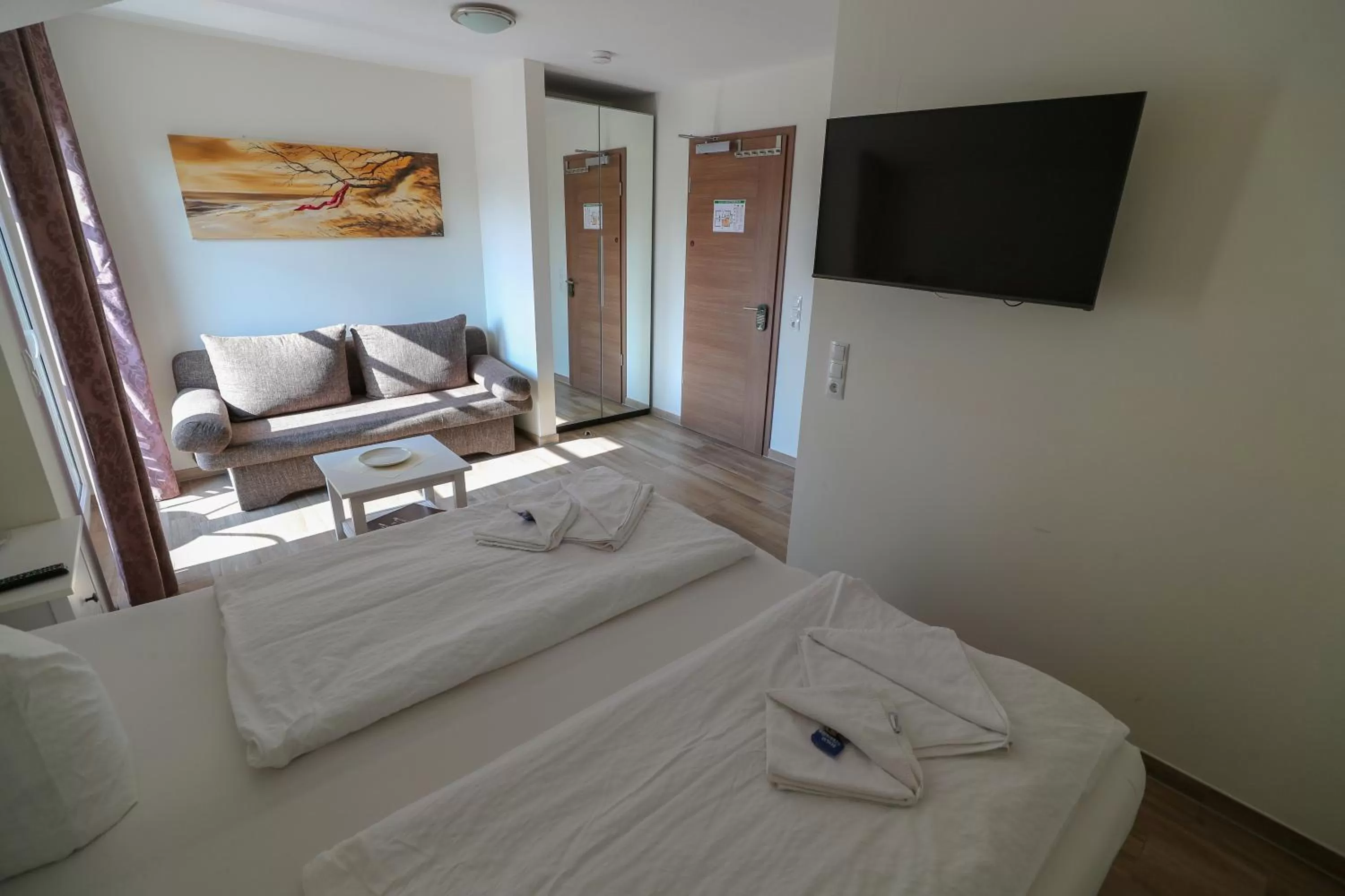 Photo of the whole room, Seating Area in Usedom Bike Hotel & Suites