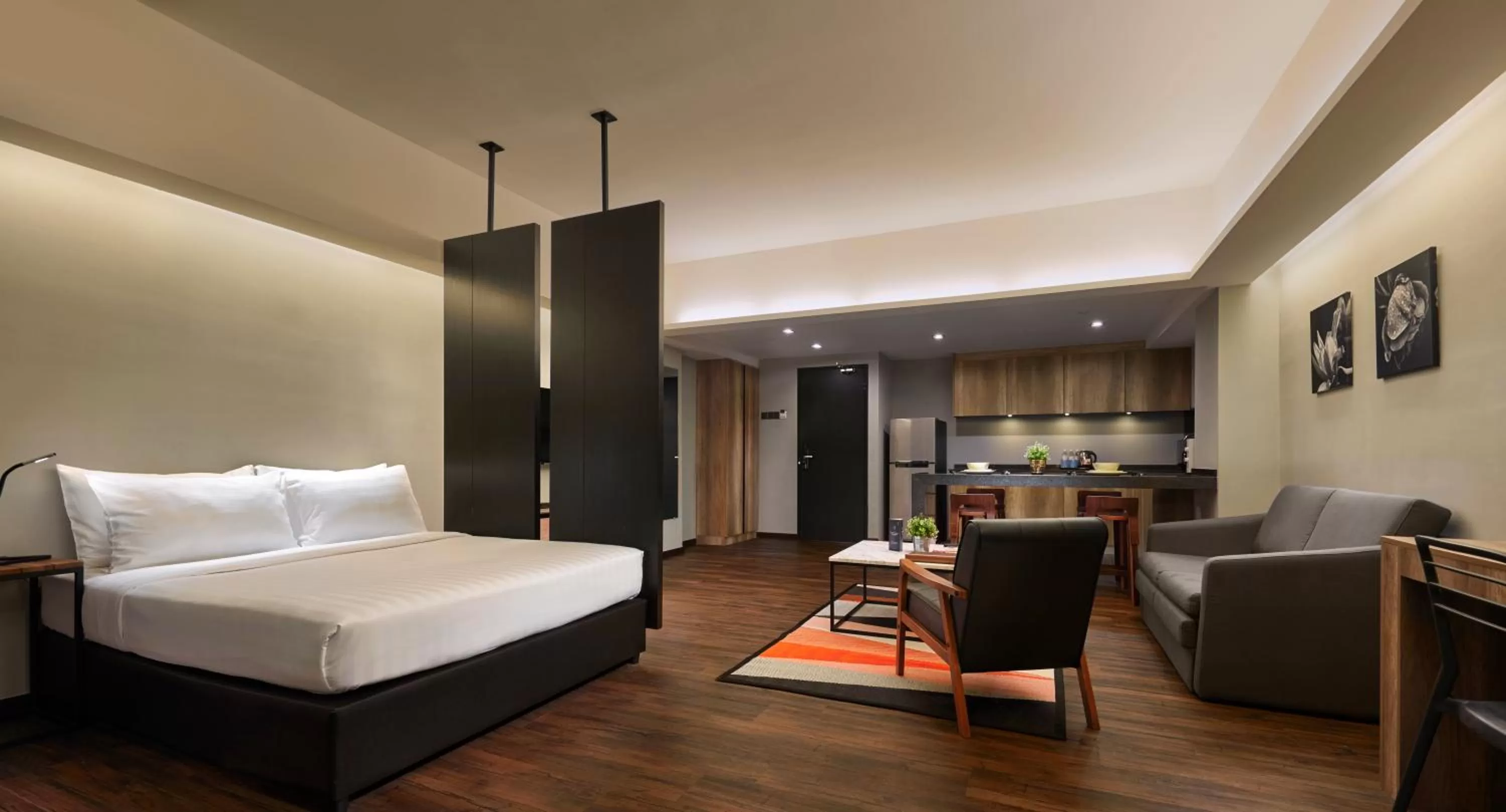 Bed in Tropics Eight Suites