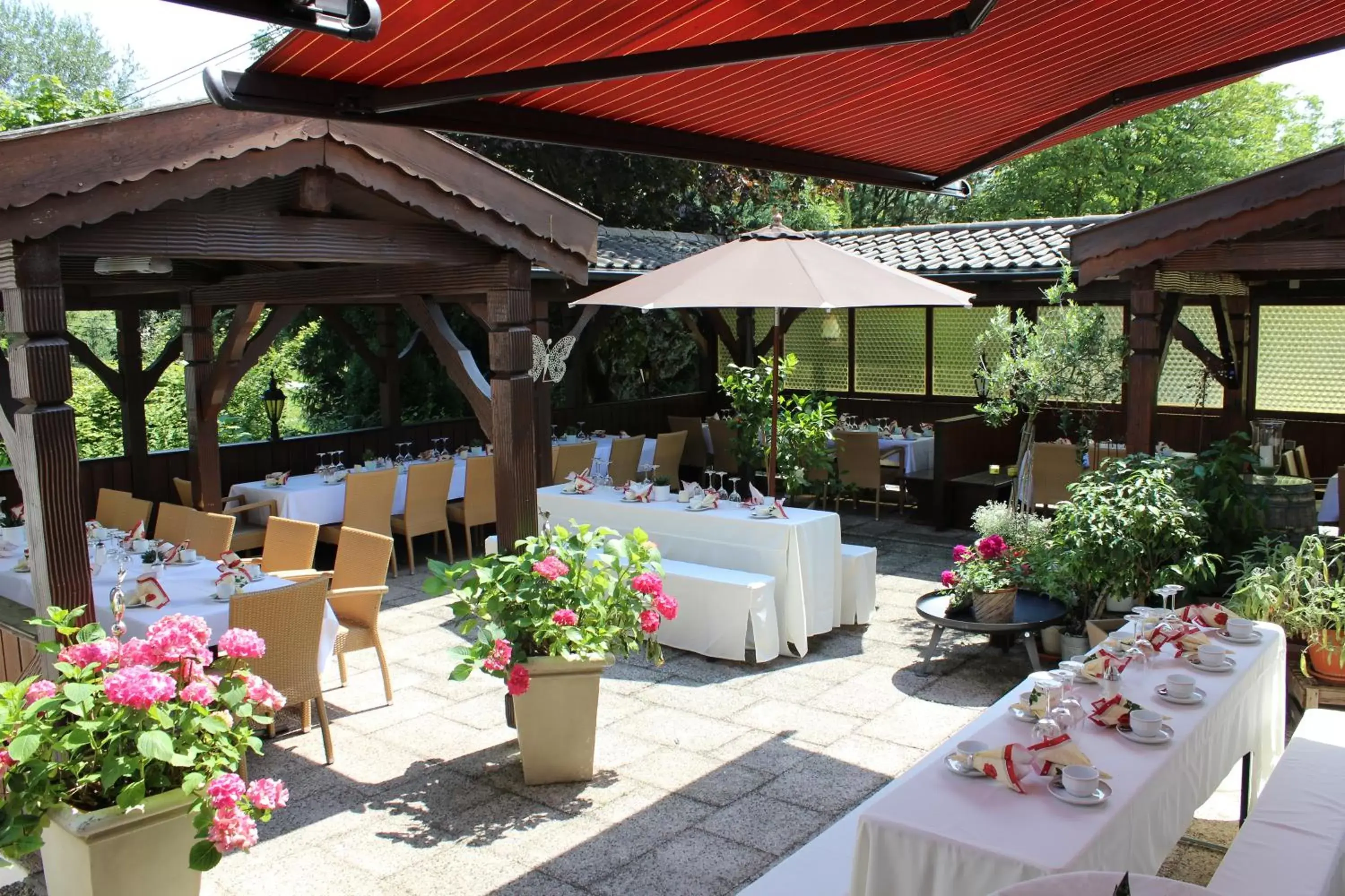 Balcony/Terrace, Banquet Facilities in Landhotel Hallnberg