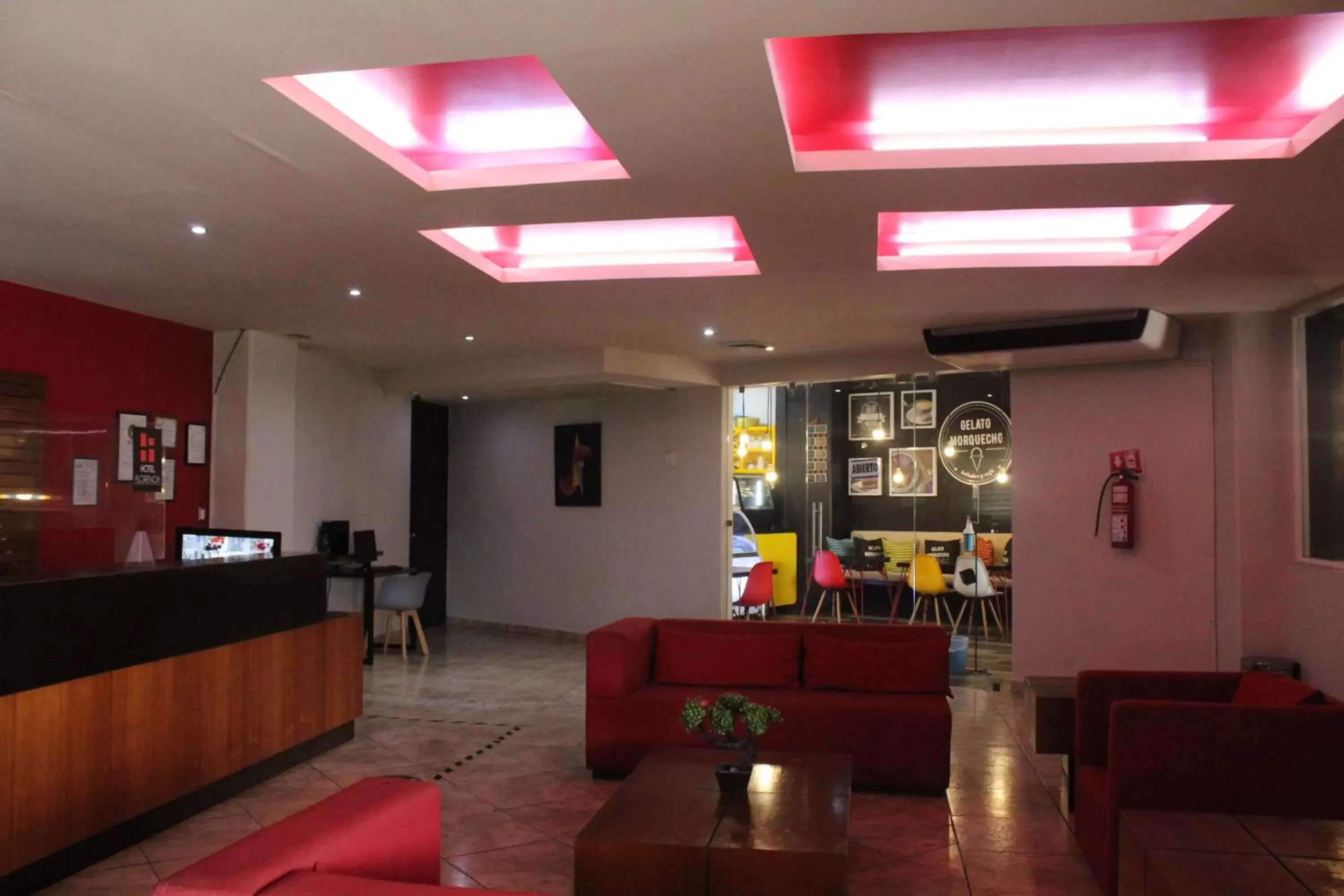 Facade/entrance, Lobby/Reception in Hotel Florencia Poza Rica