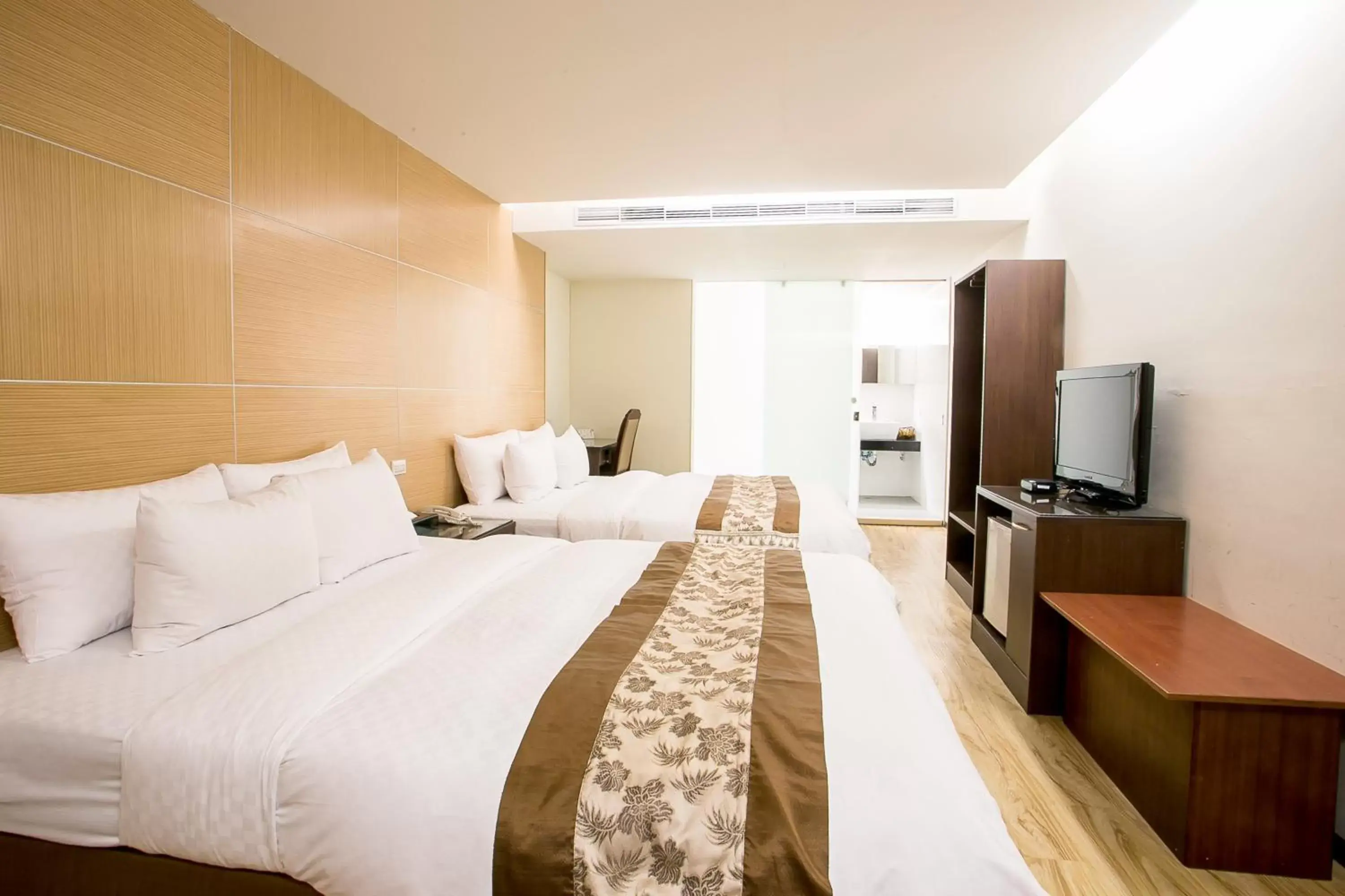 Day, Bed in Huang Shin Business Hotel-Chung Kang Day, Bed in Huang Shin Business Hotel-Chung Kang