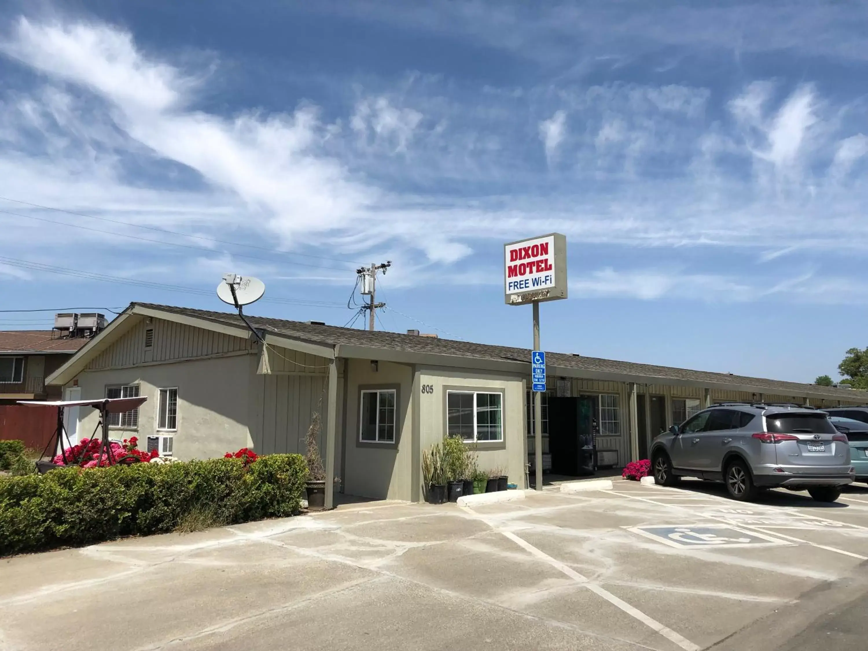 Property Building in Dixon Motel