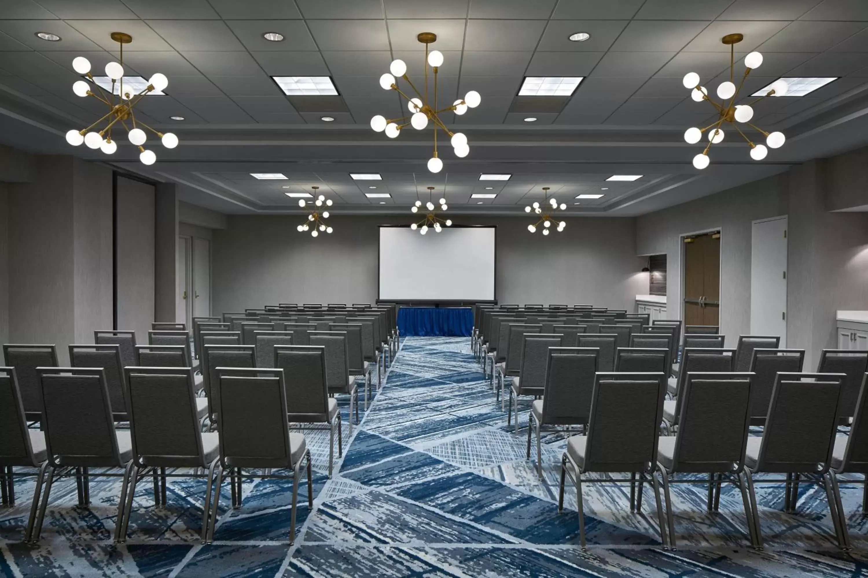 Meeting/conference room in Delta Hotels by Marriott Norfolk Airport