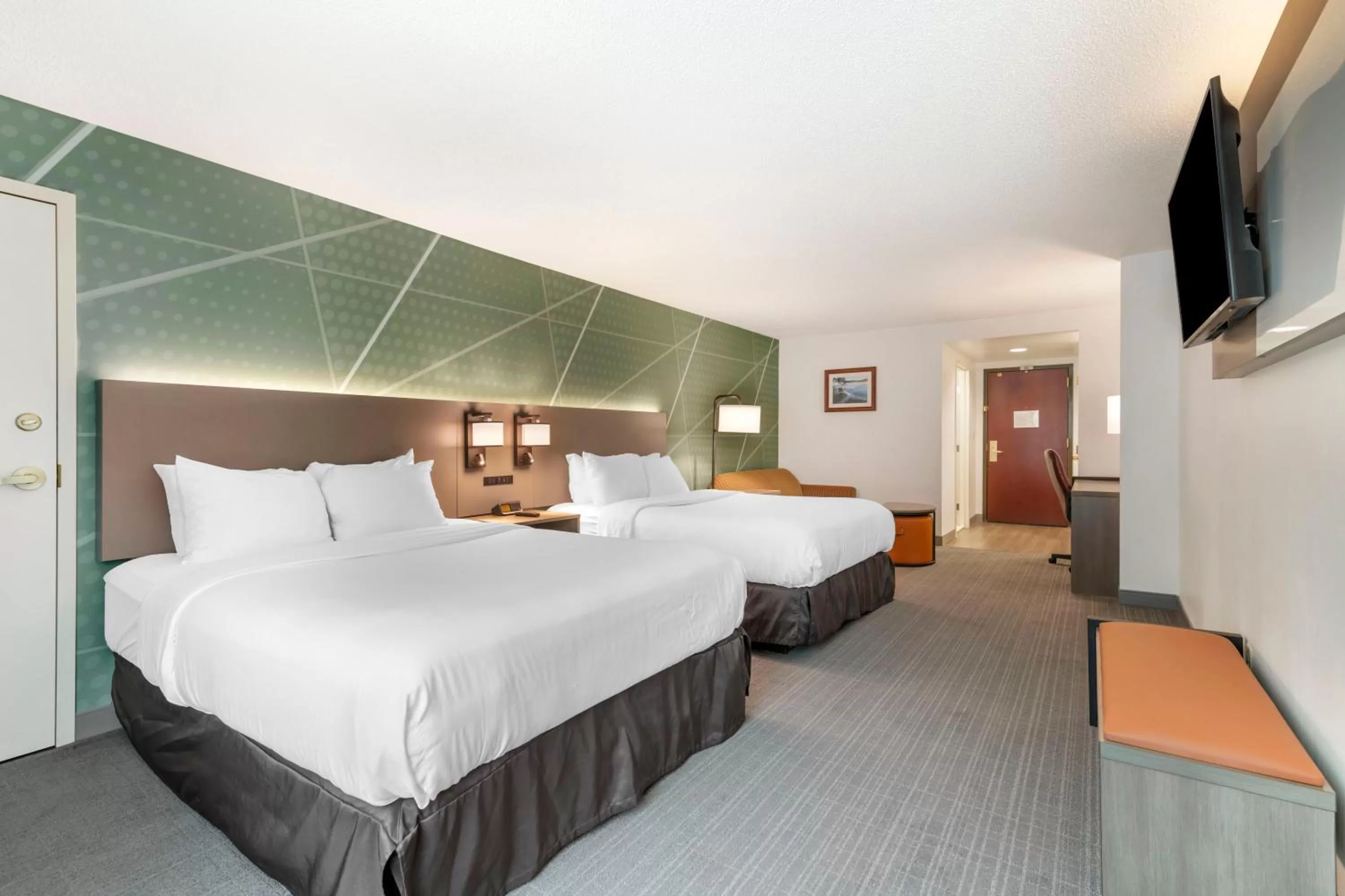 Family, Bed in Comfort Inn & Suites Lake George