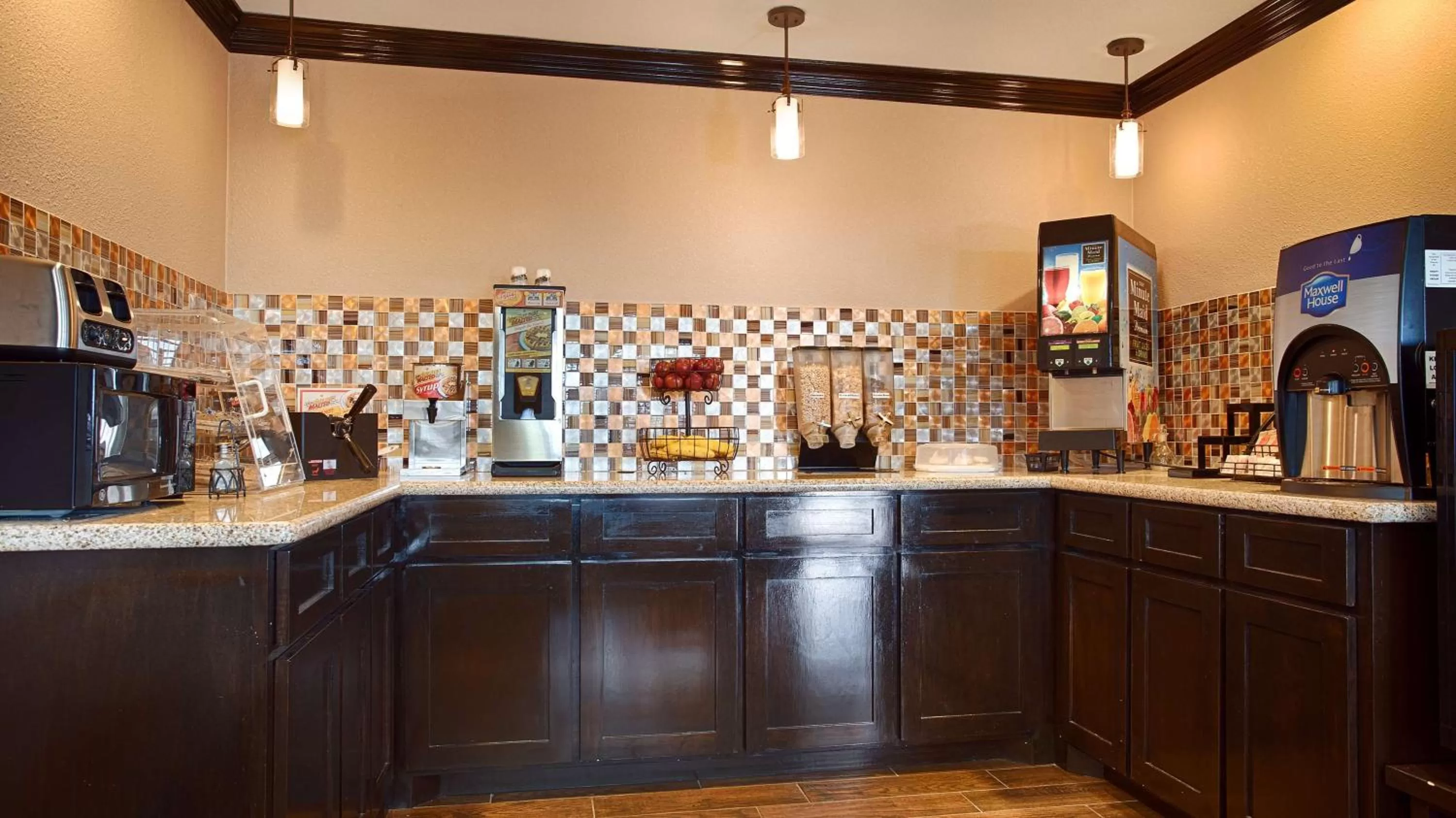 Restaurant/places to eat in Best Western Decatur Inn